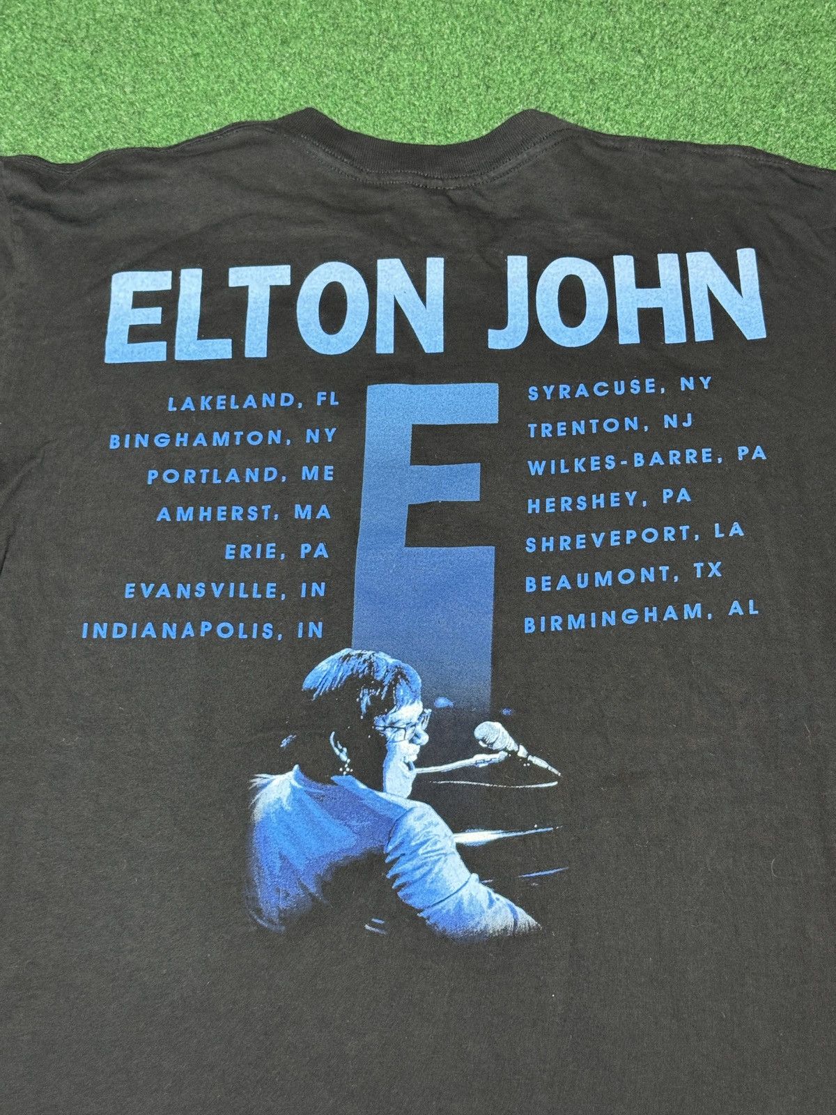 Band Tees Vintage 90s Elton John Concert Tour M/L Black Band T Shirt Size US L / EU 52-54 / 3 - 6 Thumbnail