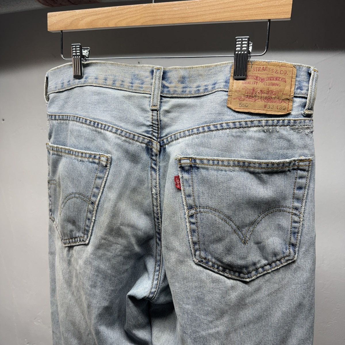 Levi's Vintage Levi's 550 Baggy Faded Thrashed Jeans Grunge Skater Size US 33 - 4 Thumbnail