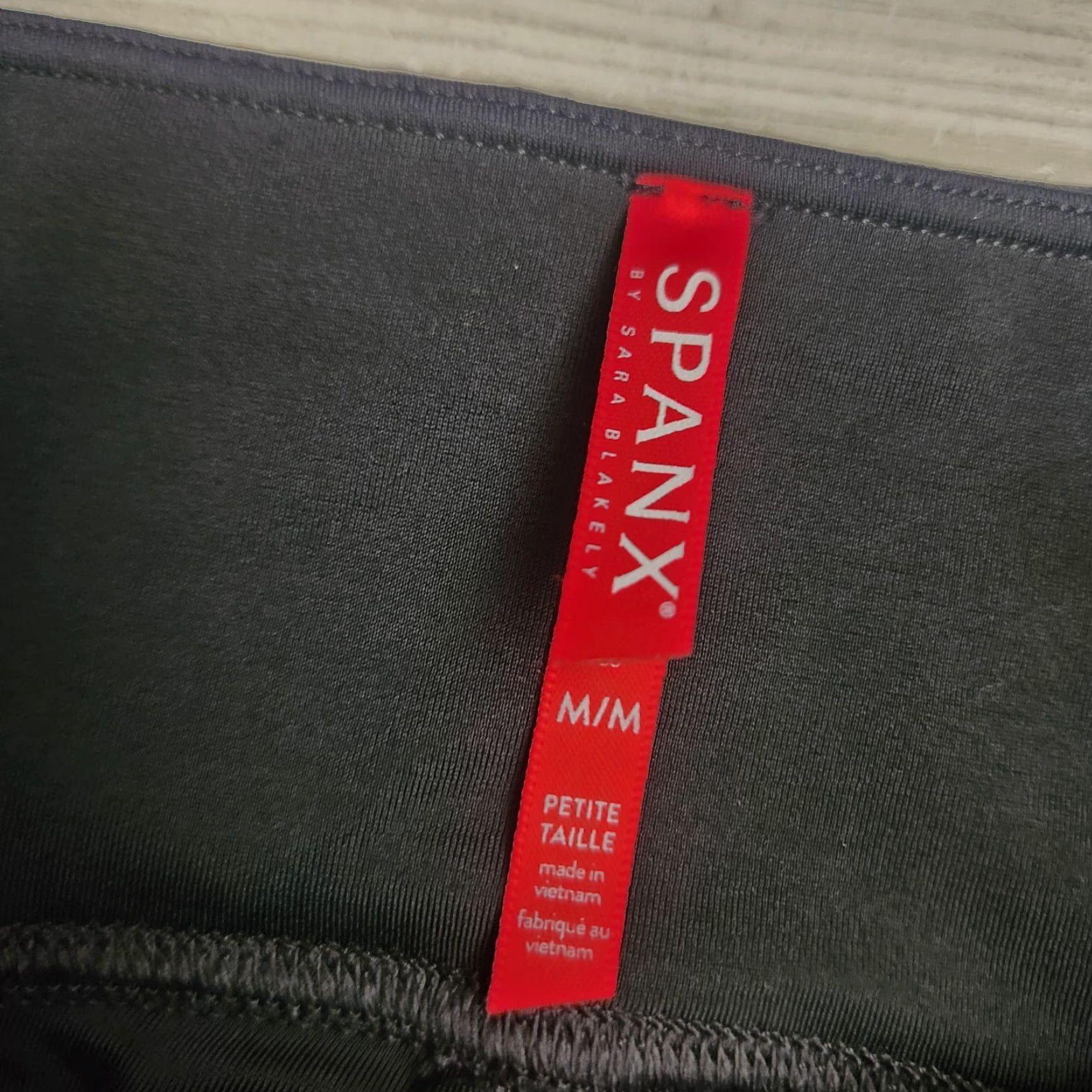Spanx Spanx by Sara Blakely Leggings Womens Med Petite Faux Leather Black Stretch Size 27" / US 4 / IT 40 - 6 Thumbnail