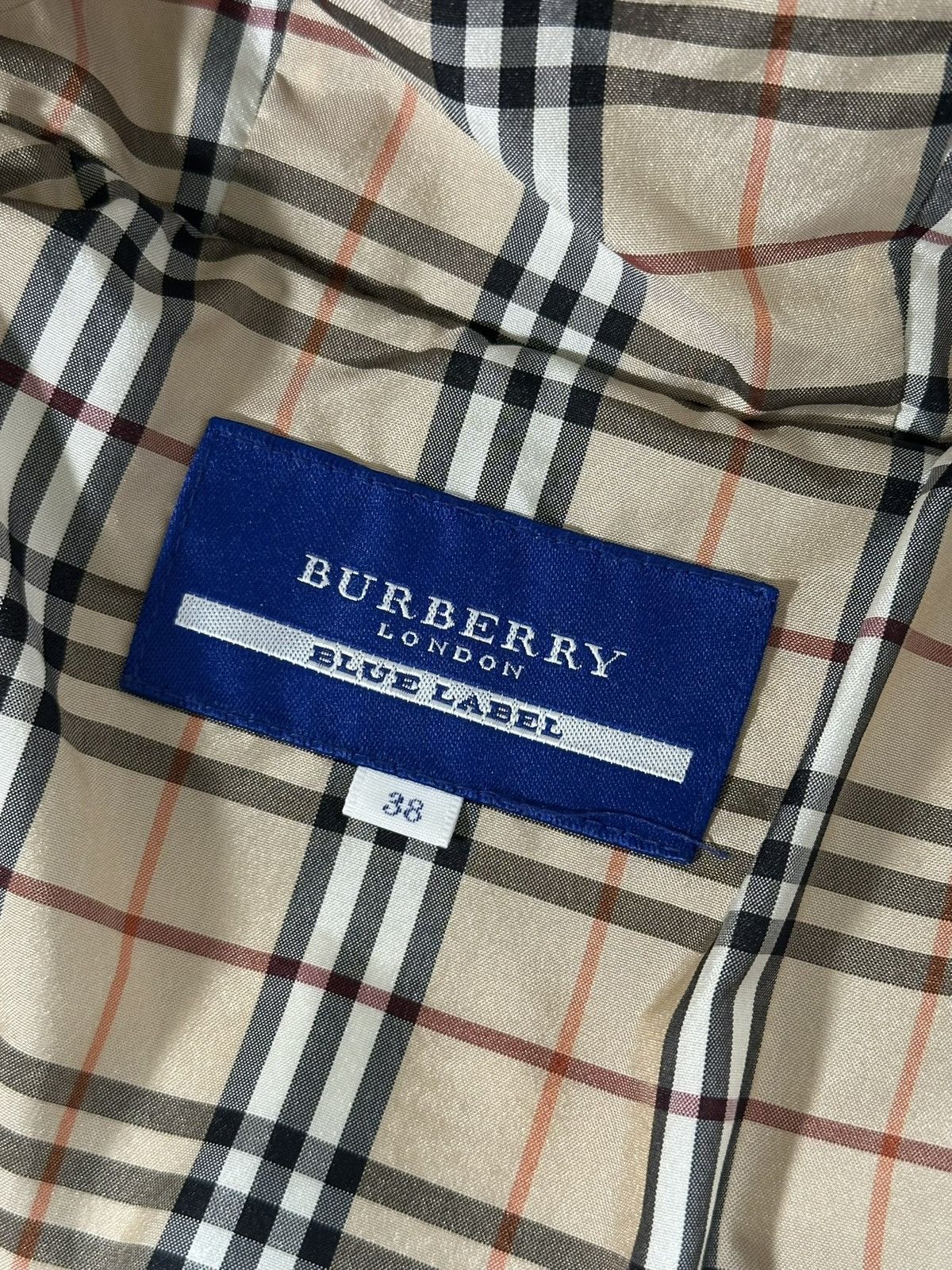 Burberry Burberry Blue Label 2009 Union Jack Fur Hood Down Jacket Size M / US 6-8 / IT 42-44 - 12 Thumbnail
