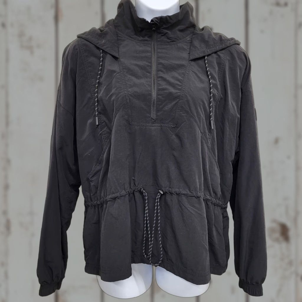 Vintage VINTAGE? No — skip. Use CALIA Hooded Windbreaker Women’s Pure Black 2XL Water Repellent Nylon Softshell Zip Pockets Logo Size XXL / US 16-18 / IT 52-54 - 1 Thumbnail