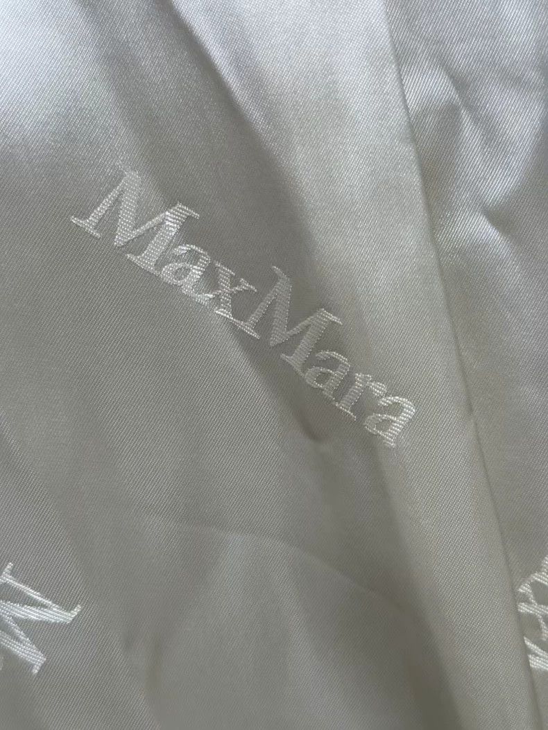 Max Mara Max Mara Off-white alpaca coat with buckles Size M / US 6-8 / IT 42-44 - 3 Thumbnail