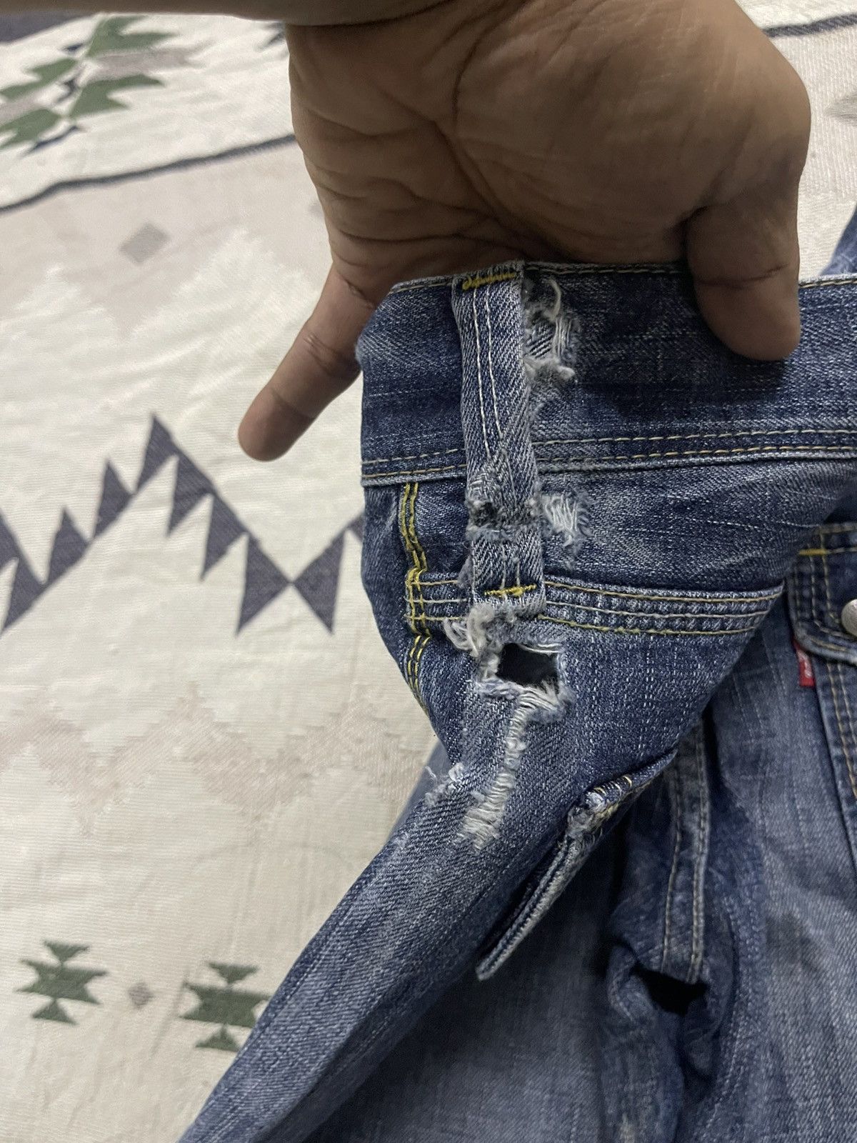 Levi's 2000s LEVIS WASHABLE FLARE JEANS Size 29" - 21 Thumbnail