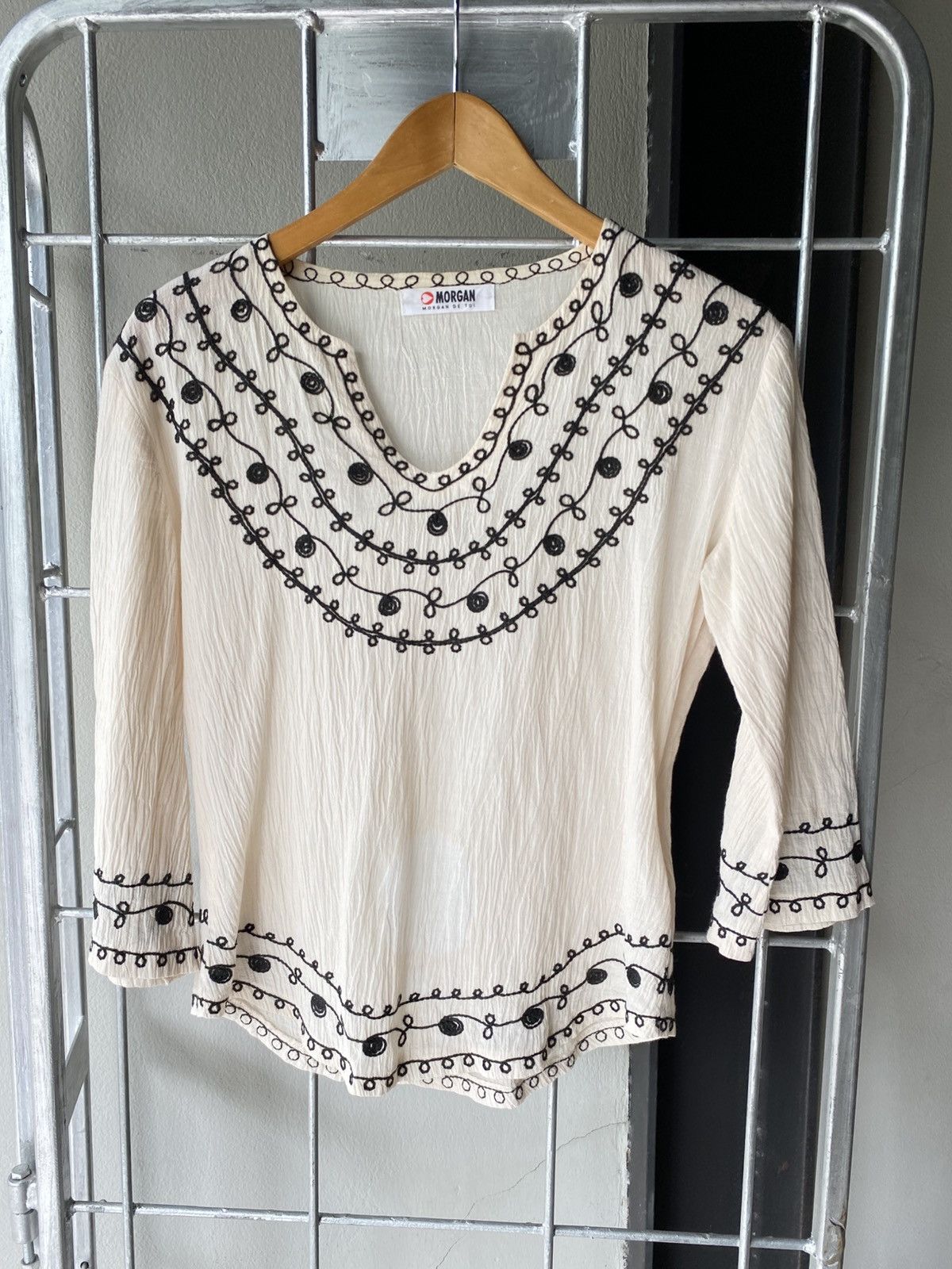 Donna Morgan MORGAN White Blouse with Black Embroidery Size M / US 6-8 / IT 42-44 - 19 Thumbnail