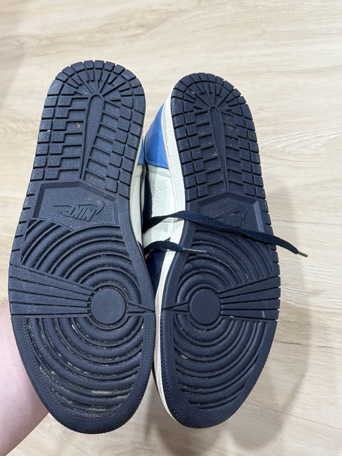Jordan Brand Air Jordan 1 High Obsidian Size US 12 / EU 45 - 17 Thumbnail