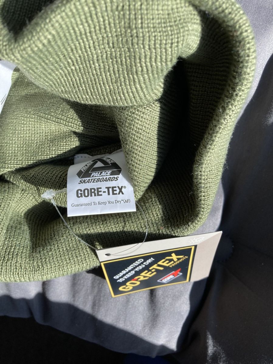 Palace Palace Gore-Tex Nein Cuff Beanie Olive Size ONE SIZE - 5 Thumbnail