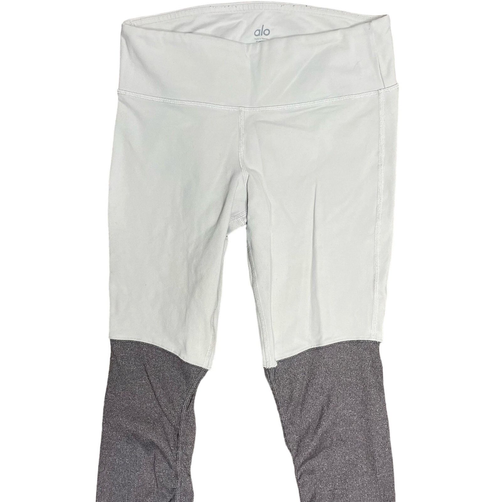 Alo Alo Goddess Leggings Size 28" / US 6 / IT 42 - 8 Thumbnail