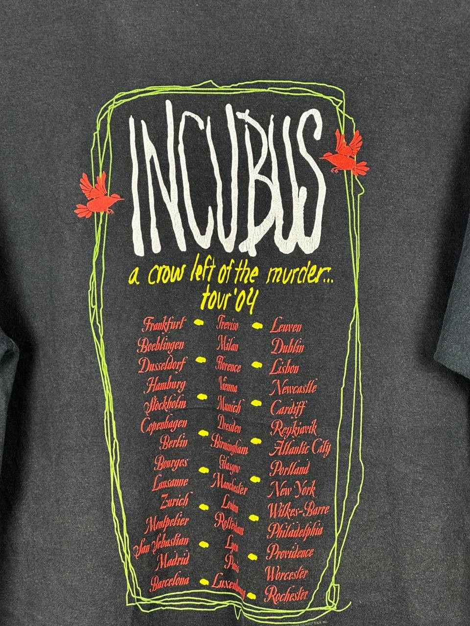 Band Tees Vintage 2004 Incubus A Crow Left Of The Murder tour t shirt Size US XL / EU 56 / 4 - 9 Thumbnail