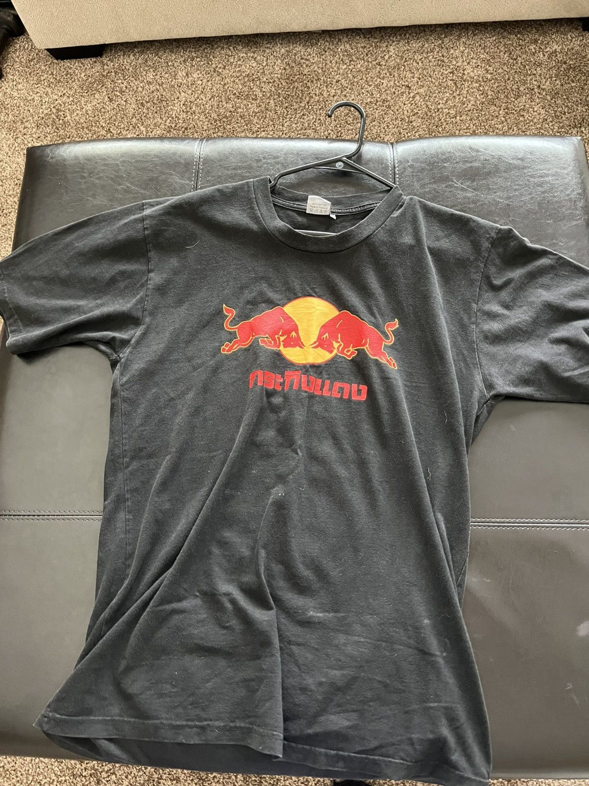 Red Bull Vintage 2000s taiwan redbull shirt Size US XL / EU 56 / 4 - 1 Thumbnail