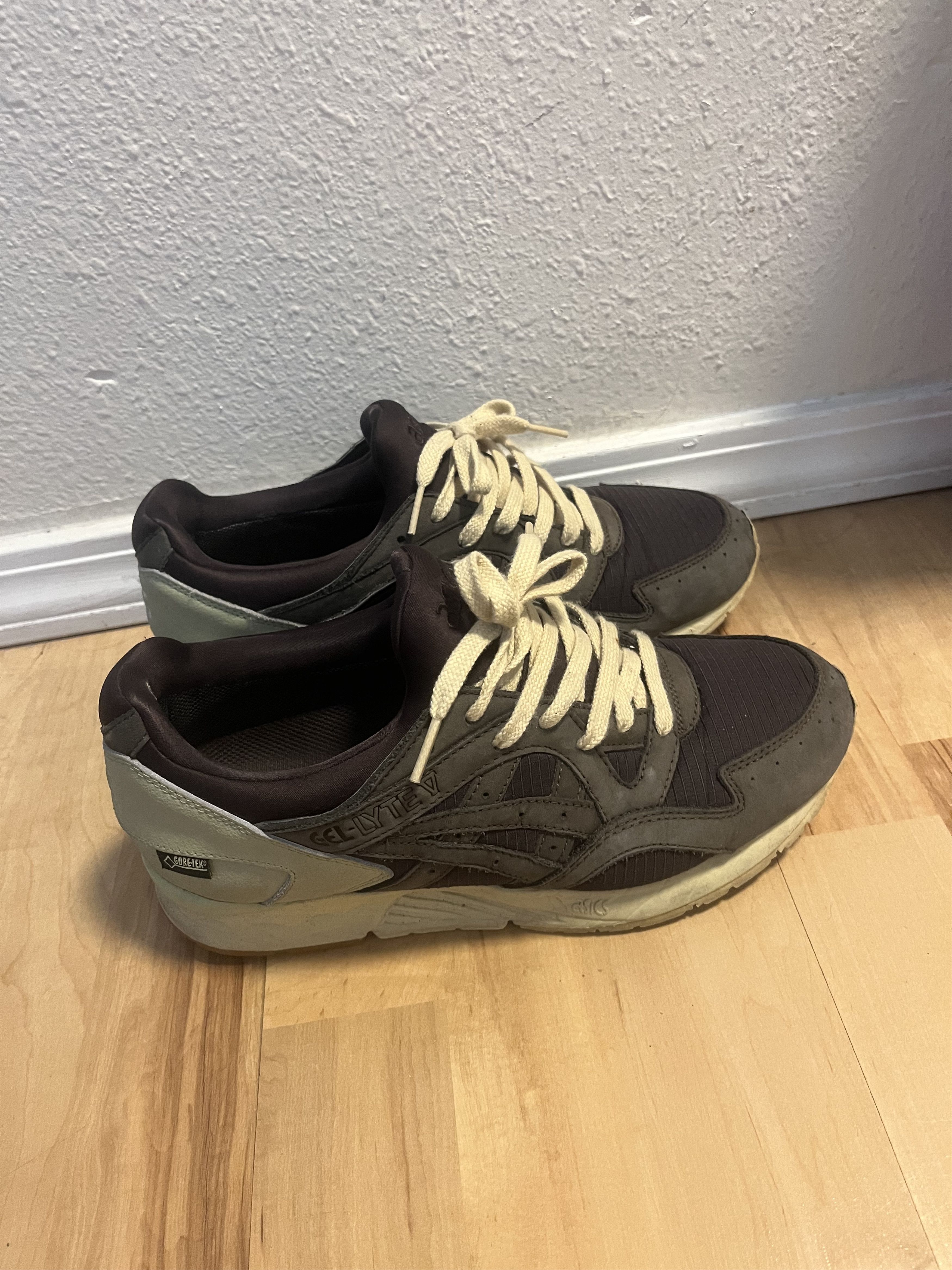 Asics Asics x Saint Alfred Gel Lyte V After Dark Gore-Tex Size US 9 / EU 42 - 4 Thumbnail