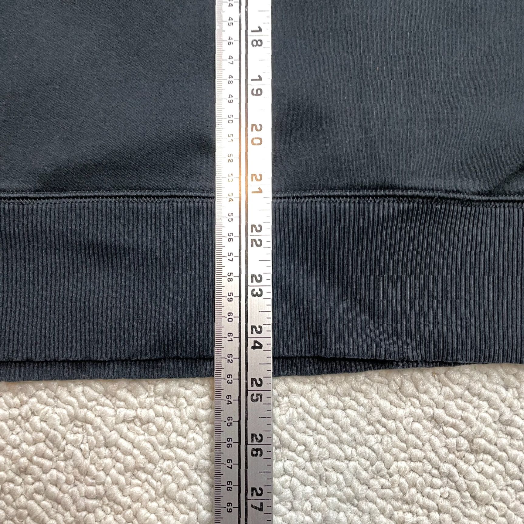 Vintage VINTAGE Aerie Mens Sweatshirt XS Black Pullover Crew Neck Cotton Knit Logo Slits All Seasons Fall Winter Spring Summer Size US XS / EU 42 / 0 - 4 Thumbnail