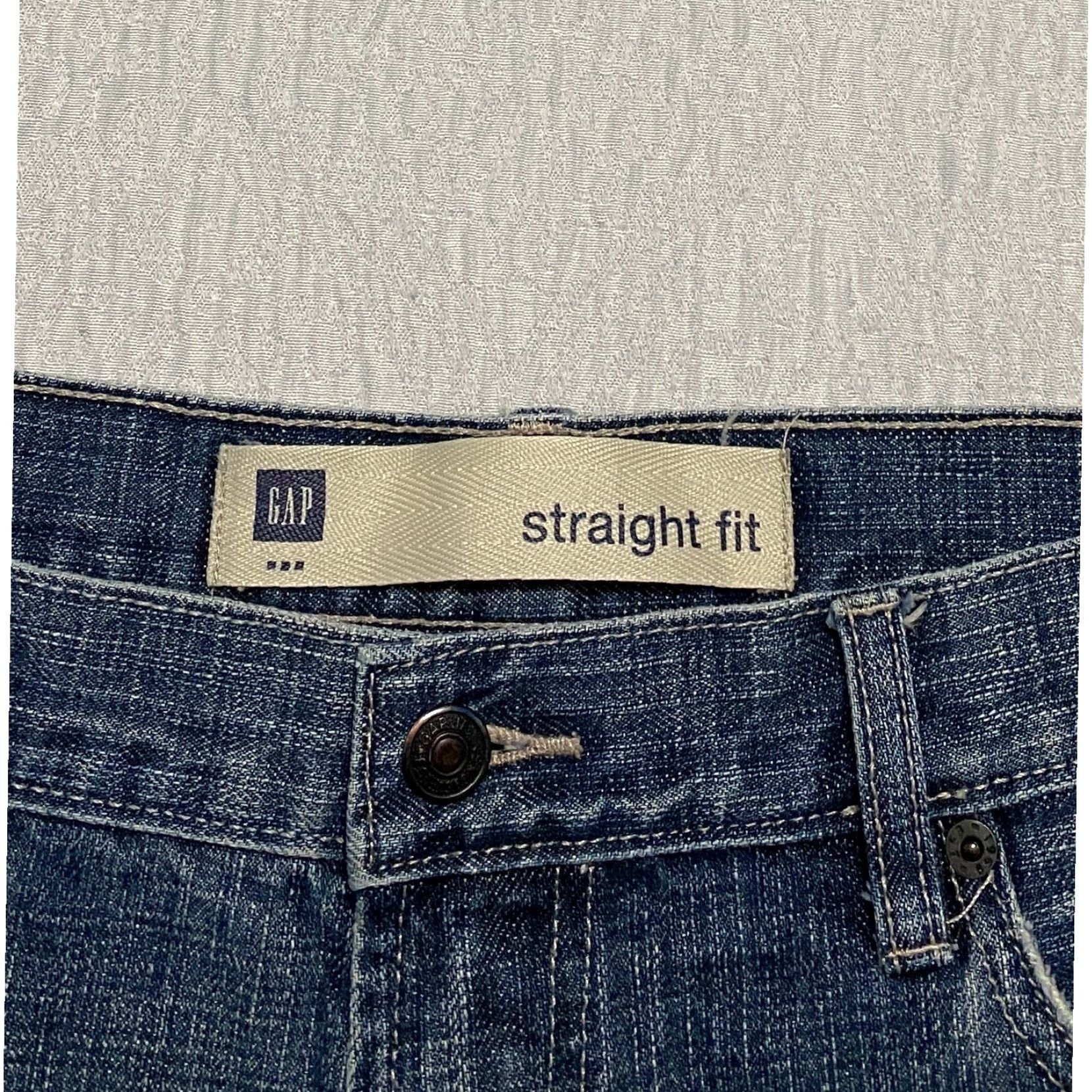 Gap Gap Jeans Men 36x30 Blue 100 % Cotton Straight Mid Rise 5-Pocket Denim Button Zipper Regular Inseam 30 in Distressed Logo Classic Casual Size US 36 / EU 52 - 4 Thumbnail
