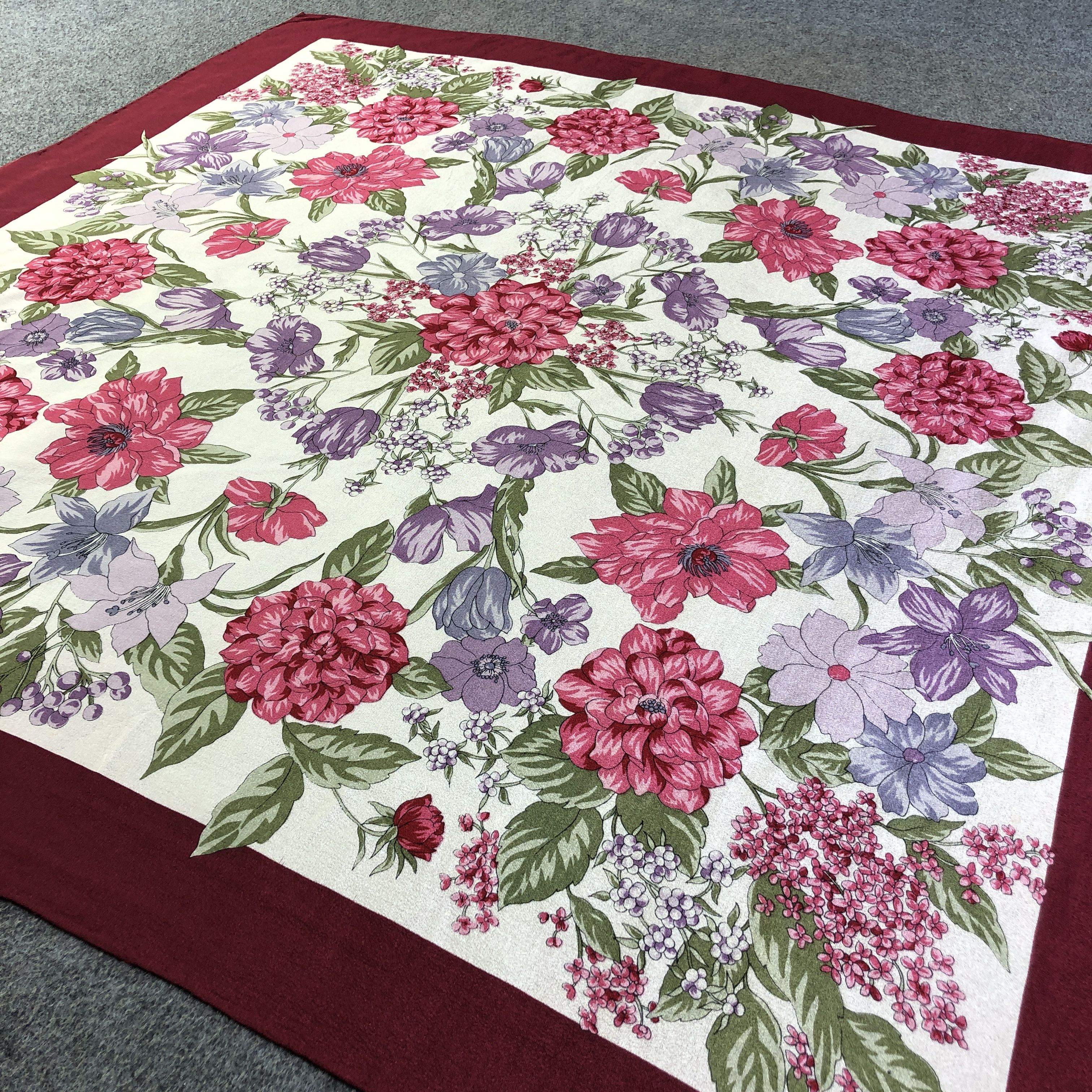 Vintage Luxury Lavish Floral Hand Rolled Silk Scarf M1021 Size ONE SIZE - 3 Thumbnail