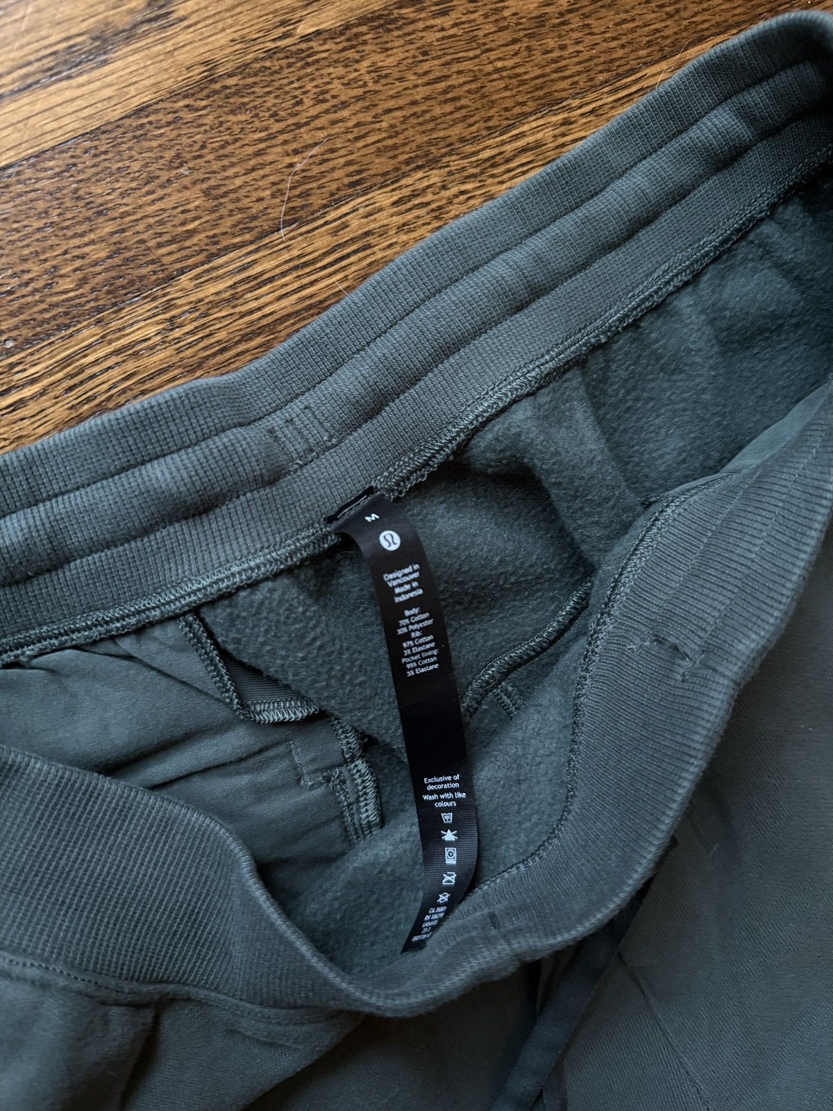 Lululemon Lululemon steady state jogger sweatpants green medium Size US 30 / EU 46 - 2 Thumbnail