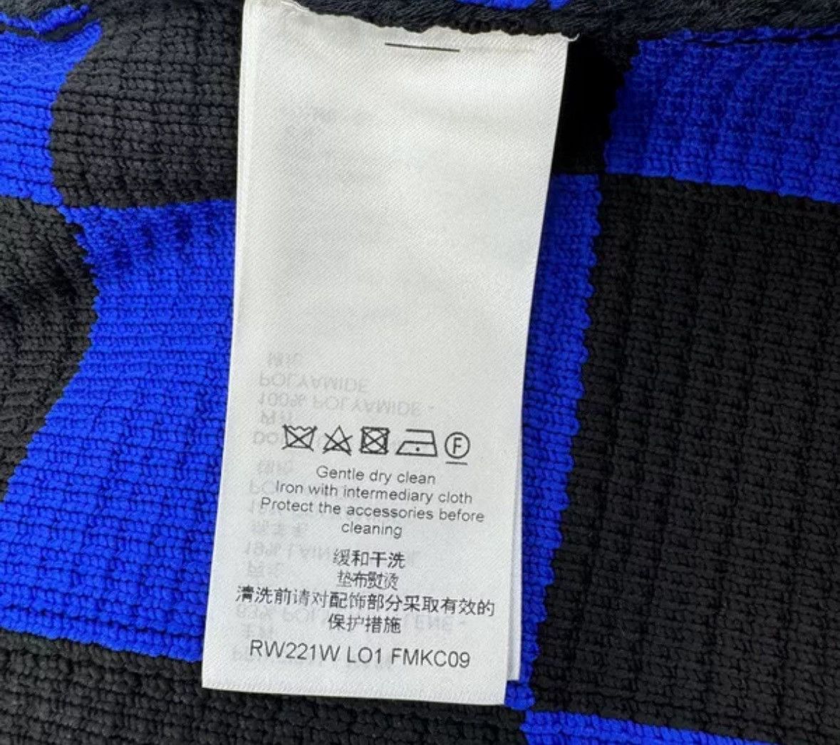 Louis Vuitton Louis Vuitton Blue color block classic wool hooded jacket Size US M / EU 48-50 / 2 - 8 Thumbnail