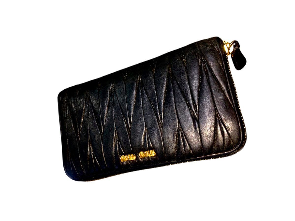 Issey Miyake × Miu Miu × Vintage MIU MIU LONG WALLET SOFT LEATHER ZIPPER WALLET Size ONE SIZE - 3 Thumbnail