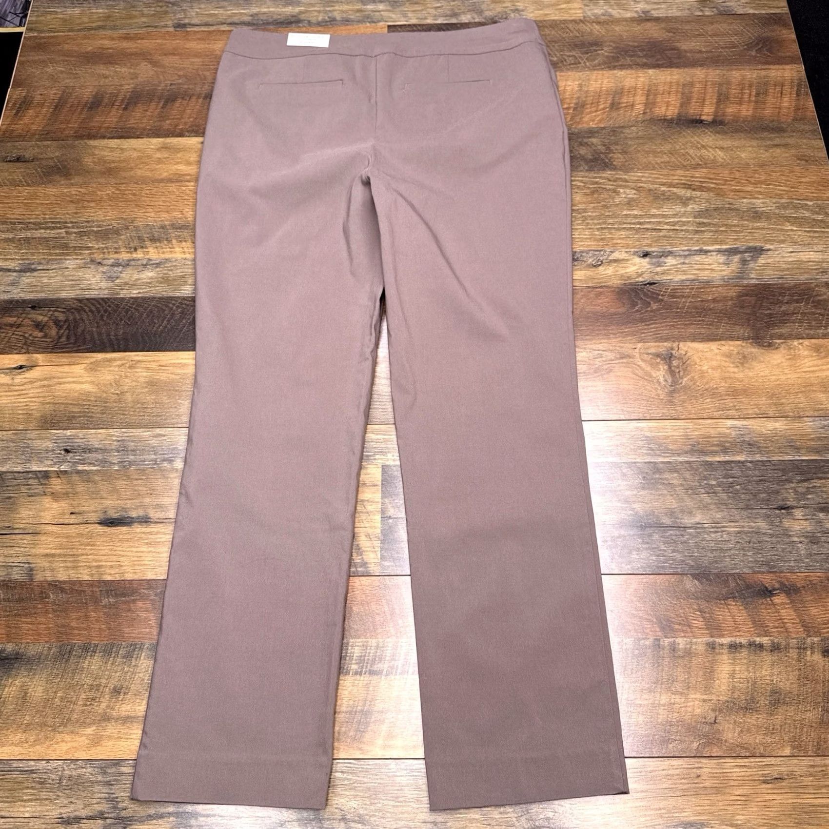 Vintage Chico's Pants Womens 3R Slim Leg Cropped Tapered Flat Front Elastic Waist Rayon Spandex Nylon Brown 30.5 Inseam New Size 26" / US 2 / IT 38 - 2 Thumbnail