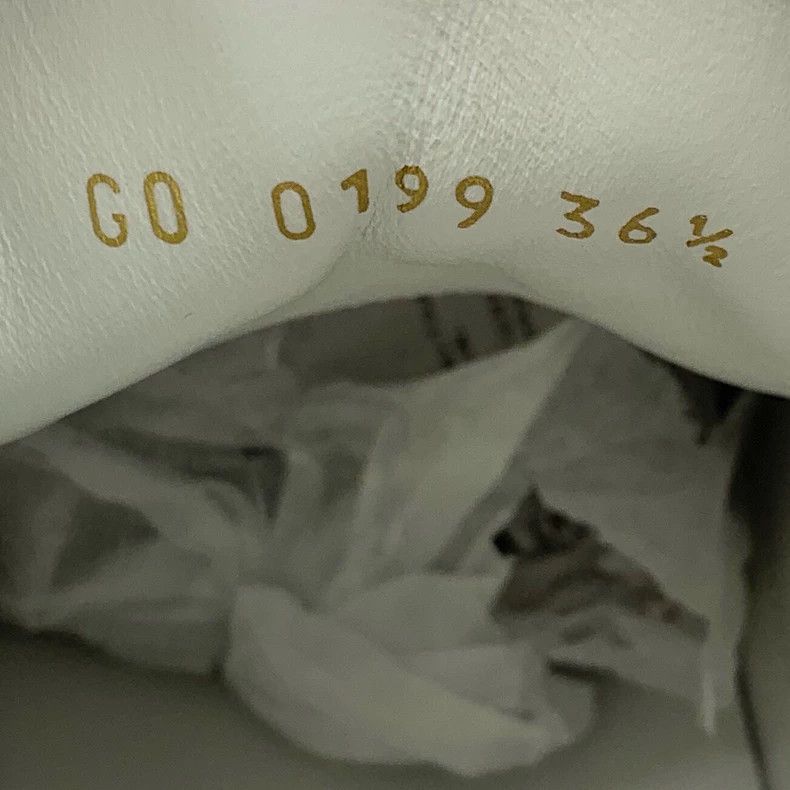 Louis Vuitton Louis Vuitton Pink logo lace up high-top canvas shoes Size US 6 / IT 36 - 6 Thumbnail