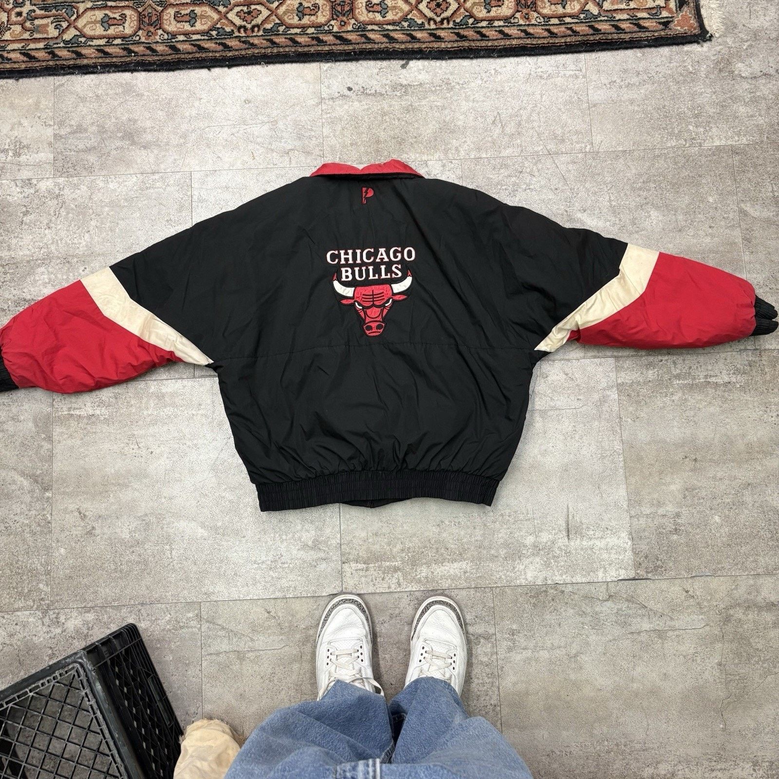 Pro Player 90’s Chicago Bulls Pro Player Puffer Jacket Size Large Size US L / EU 52-54 / 3 - 3 Thumbnail