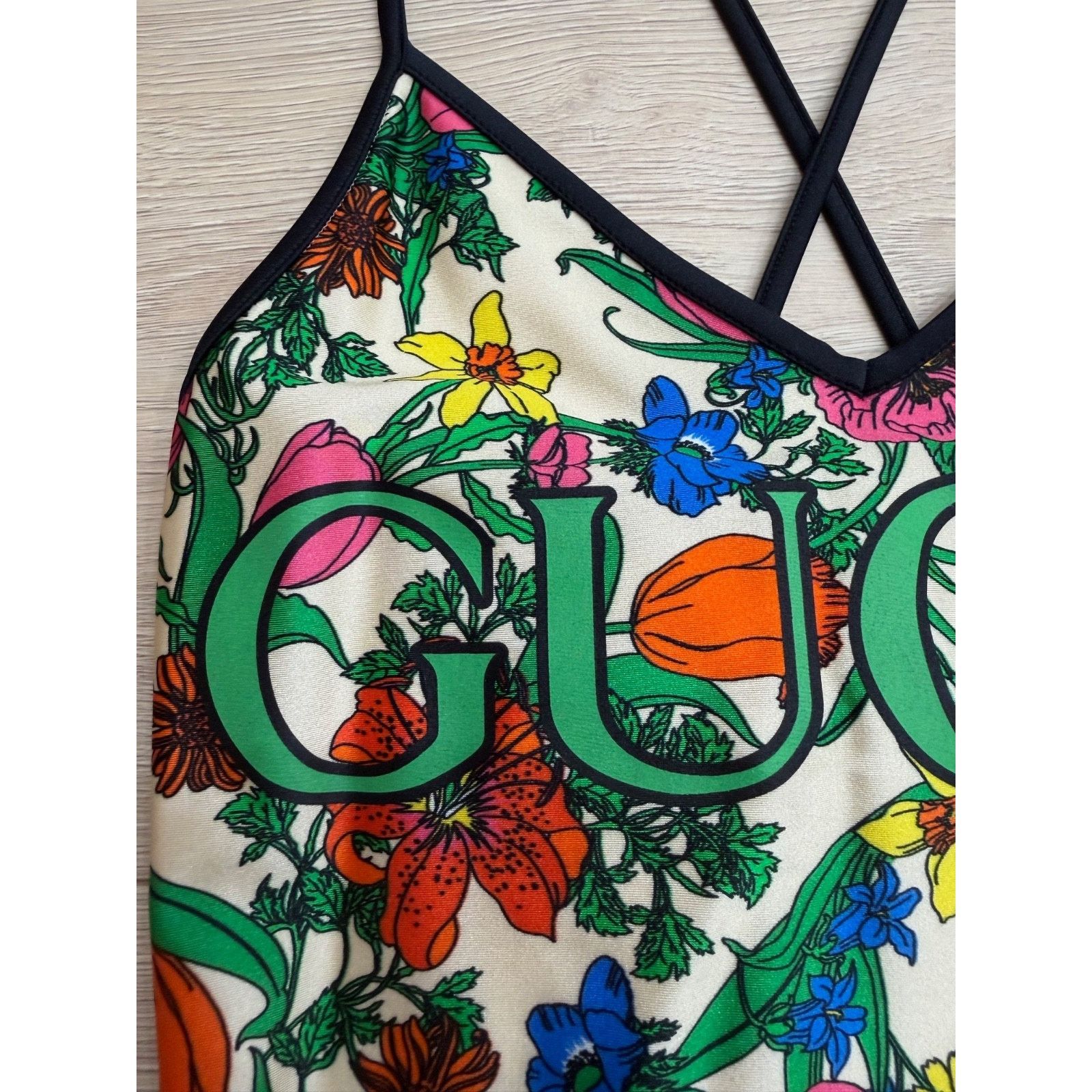 Gucci Gucci Floral Print Logo Criss Cross One Piece Swimsuit S Size S / US 4 / IT 40 - 5 Thumbnail