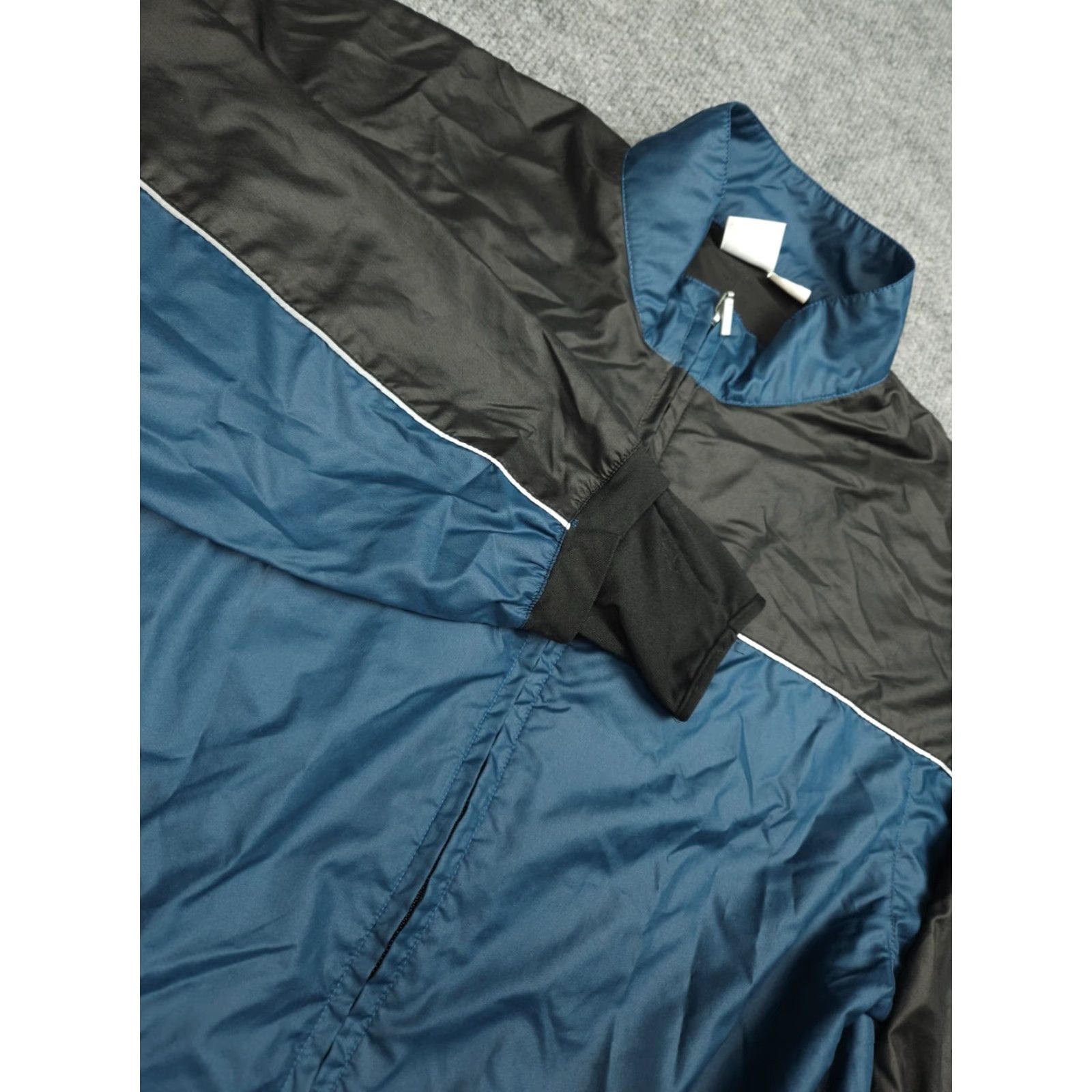 The North Face VINTAGE The North Face Windbreaker Jacket Men's Medium Blue Black Polyester Full Zip Size US M / EU 48-50 / 2 - 3 Thumbnail