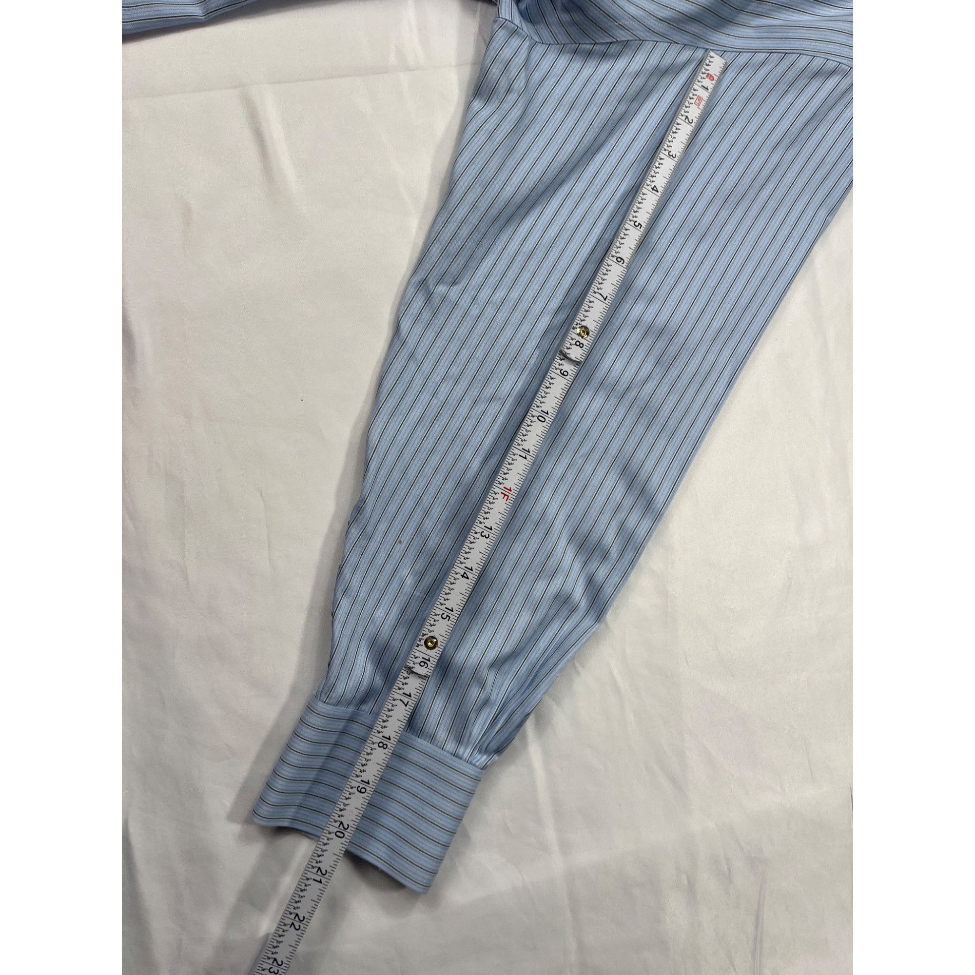 Brooks Brothers Brooks Brothers Mens Blue White Dress Shirt Size 16.5 32 SKU Size US L / EU 52-54 / 3 - 7 Thumbnail