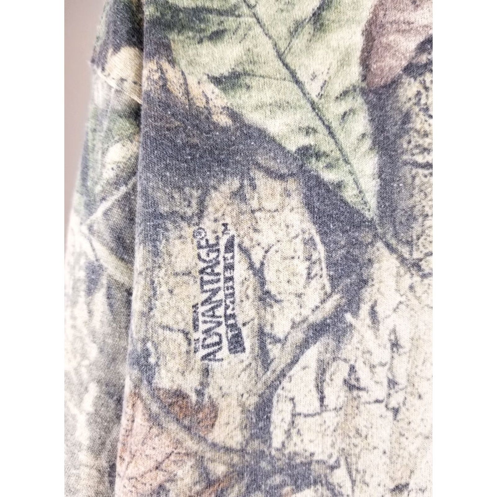 Vintage VINTAGE 90' ADVANTAGE ONE POCKET CAMOUFLAGE LONG SLEEVE T-SHIRT SZ MEDIUM T-Shirt Men Camouflage Pockets Long Sleeve 90s USA Size US M / EU 48-50 / 2 - 3 Thumbnail