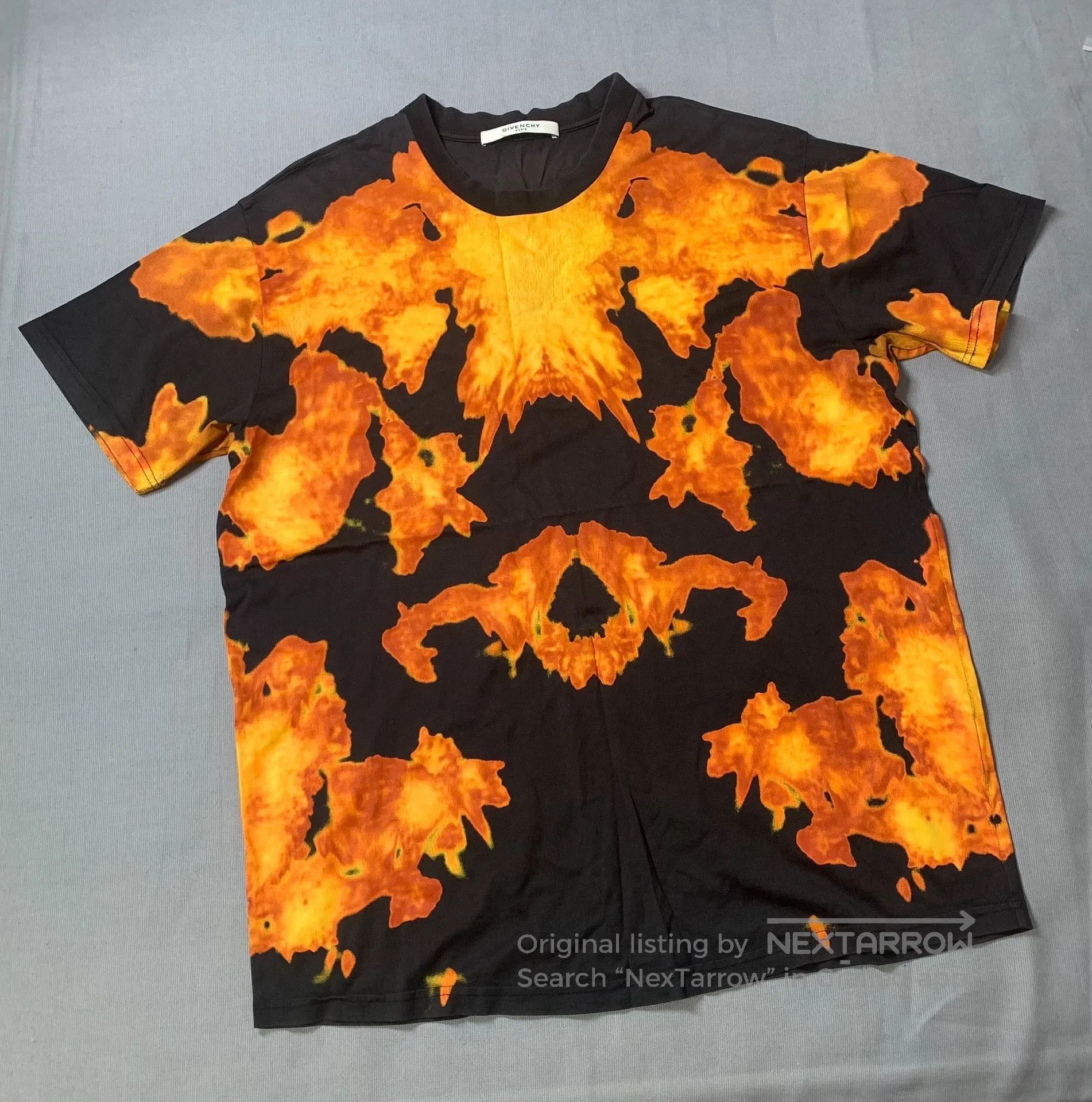 Givenchy Givenchy Flame Print Short Sleeve. Size US S / EU 44-46 / 1 - 2 Thumbnail