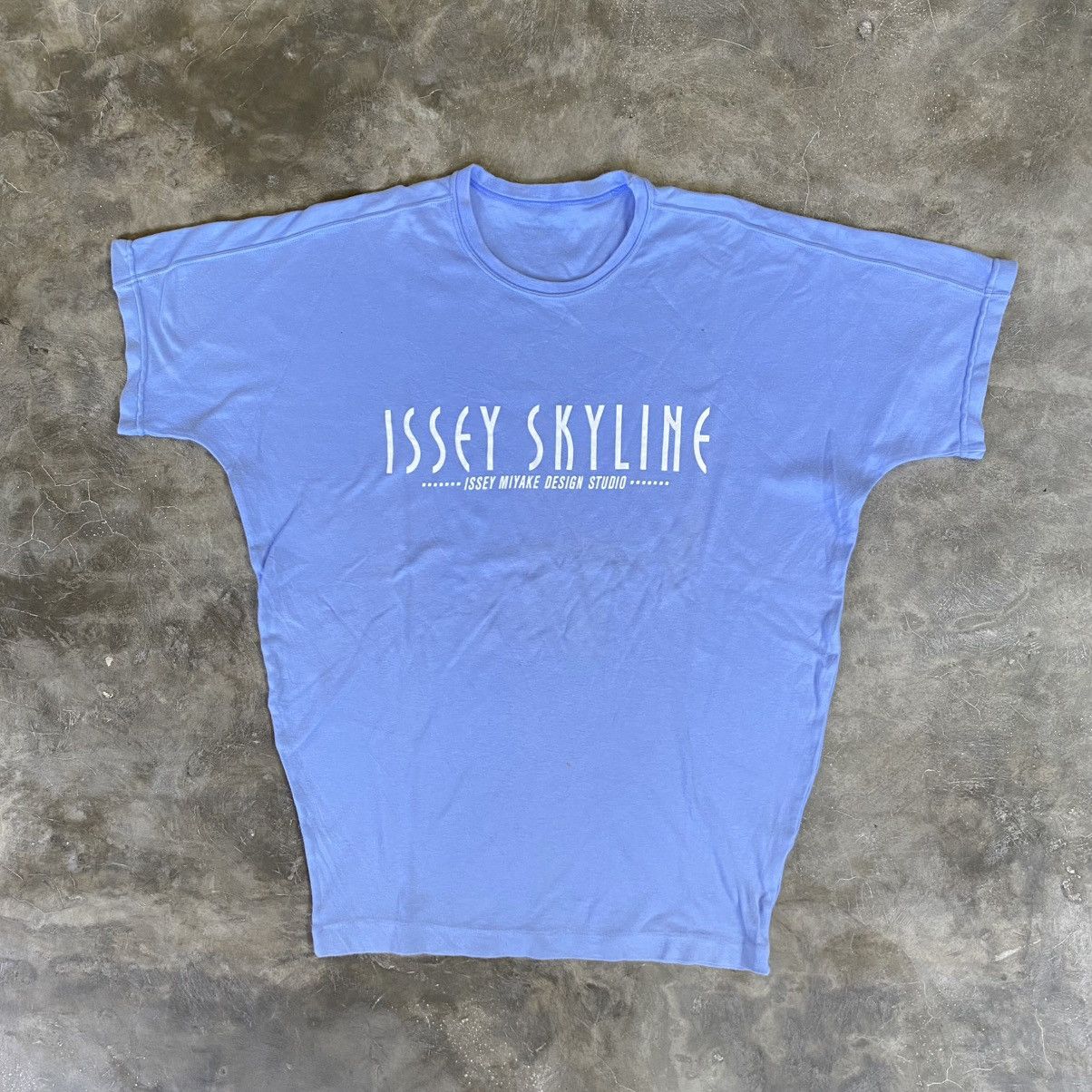 Issey Miyake Vintage 1990s Issey Skyline T-Shirt Size US M / EU 48-50 / 2 - 1 Thumbnail
