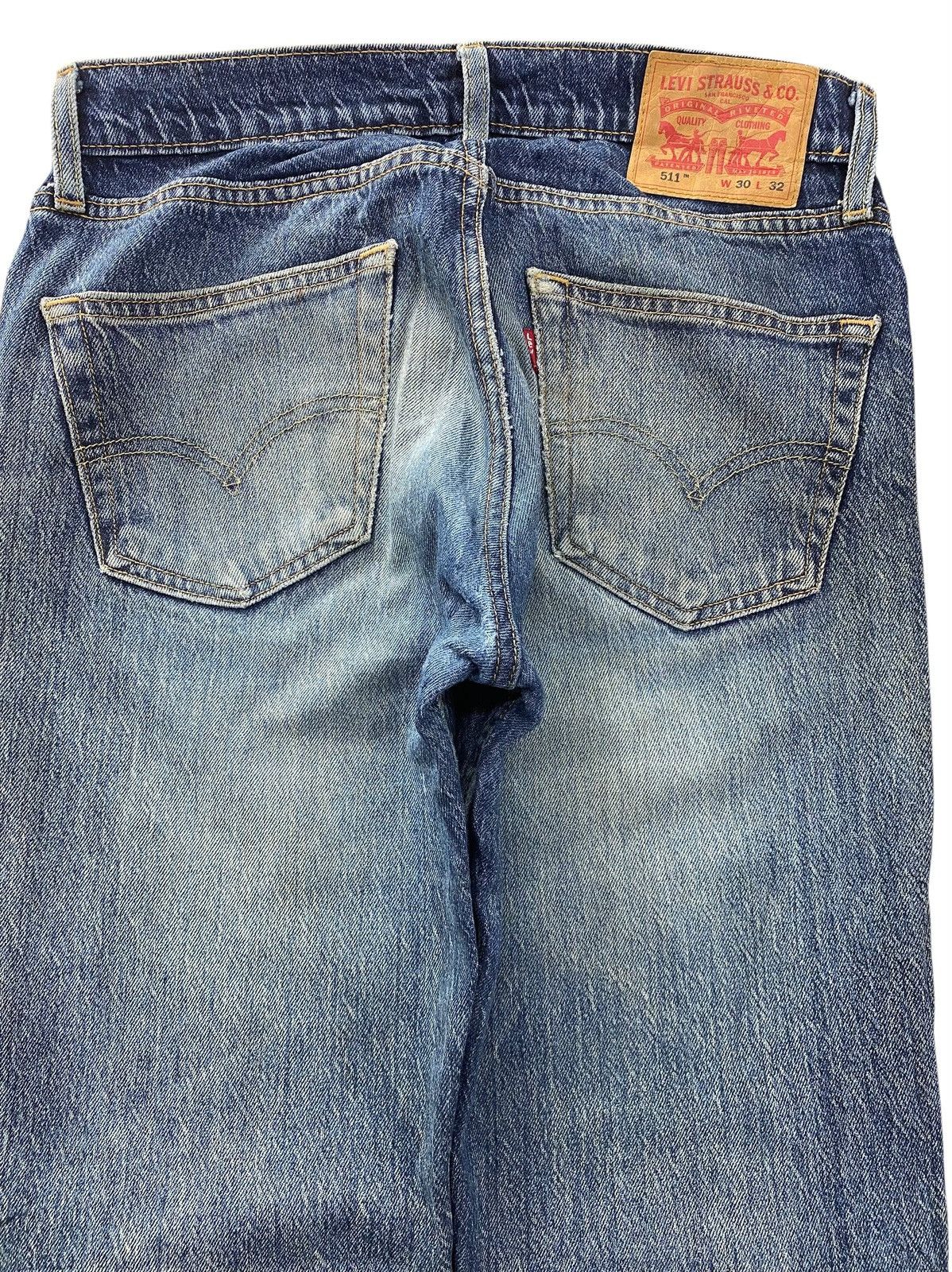 Levi's Levi’s Faded Wash Ripped Style Straight Leg Jeans Size US 30 / EU 46 - 4 Thumbnail