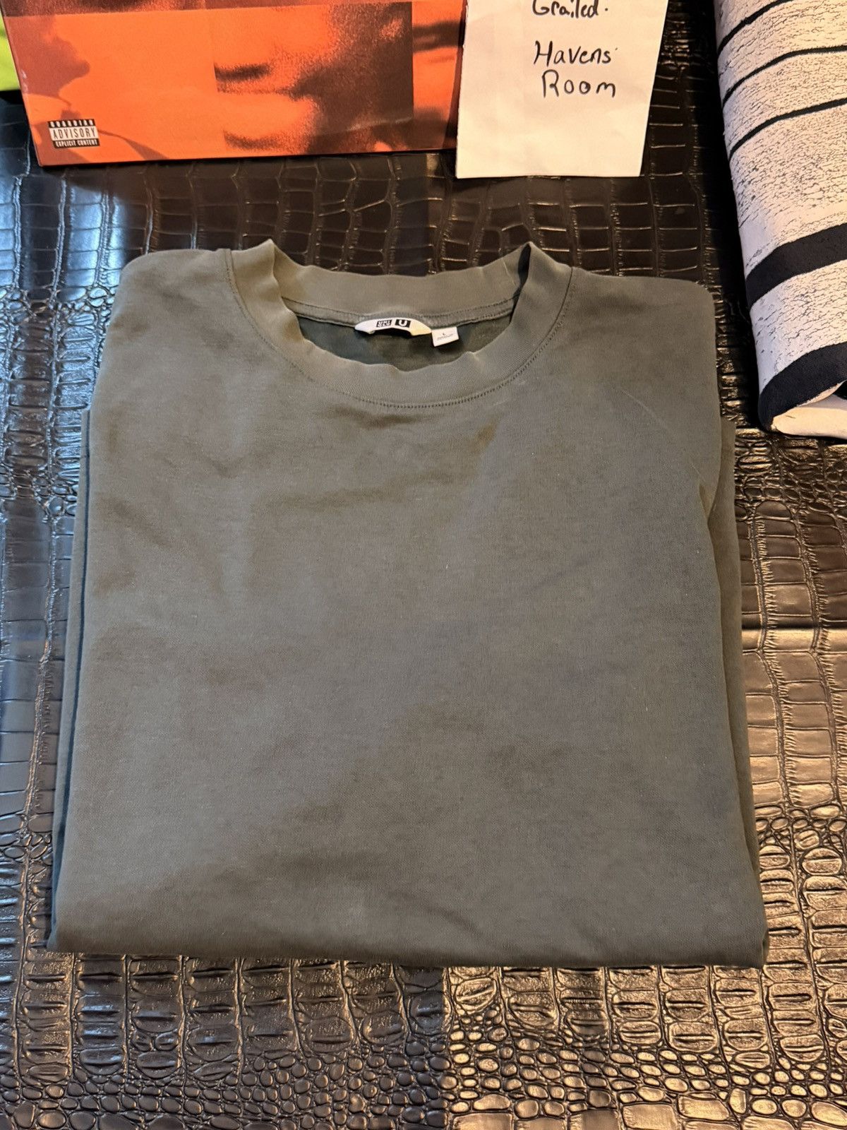 Uniqlo UNIQLO Basic Tee – Green – Size L – Minimal Streetwear Size US L / EU 52-54 / 3 - 2 Thumbnail