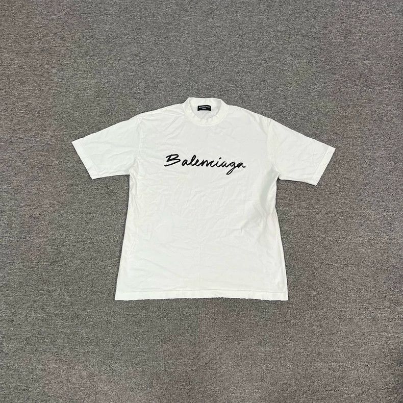 Balenciaga Balenciaga Graffiti letter printed short sleeve T-shirt Size US XXS / EU 40 - 1 Thumbnail