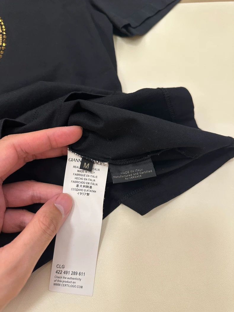 Versace Versace Medusa short-sleeved T-shirt Size US M / EU 48-50 / 2 - 4 Thumbnail