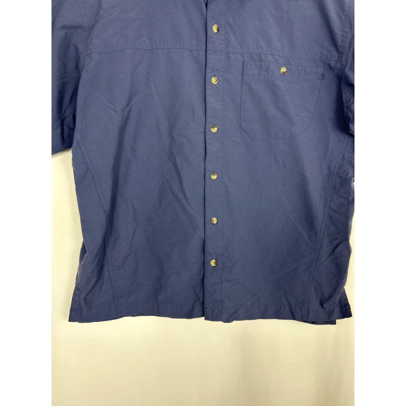 Mountain Hardwear VINTAGE Mountain Hardwear Shirt Button-Up Short Sleeve Mens L Blue Nylon Pin Hole Size US L / EU 52-54 / 3 - 7 Thumbnail