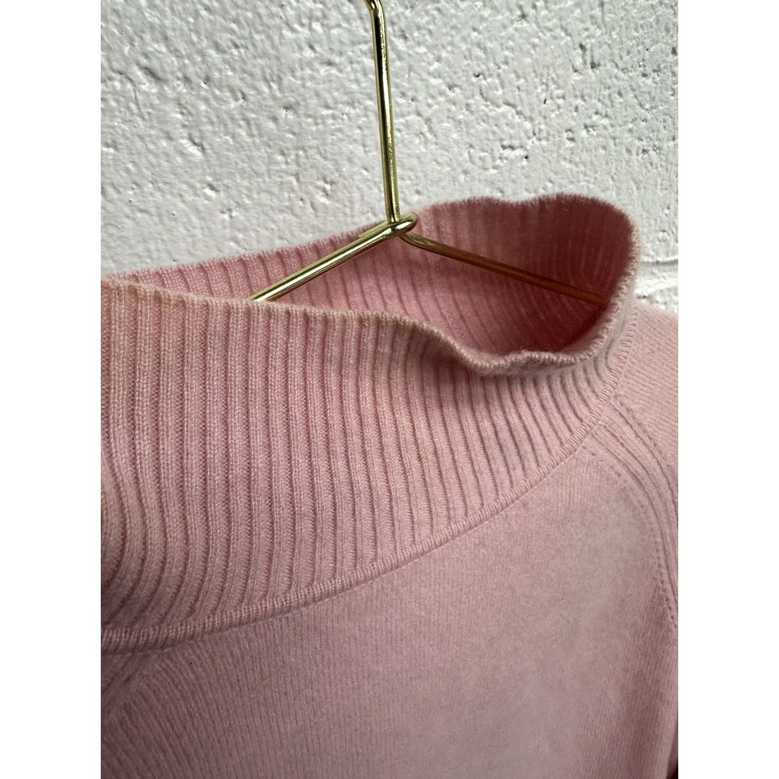 Pinko Caslon Mock Turtleneck Sweater Pink 100% Cashmere Women's Size Medium Size M / US 6-8 / IT 42-44 - 3 Thumbnail
