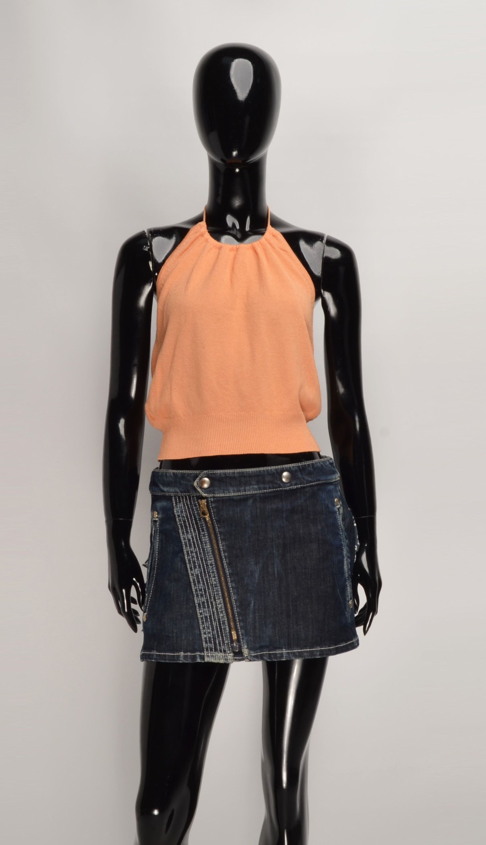 Vintage Vintage Naf Naf Y2K Apricot Knit Halter Top Size M / US 6-8 / IT 42-44 - 1 Thumbnail