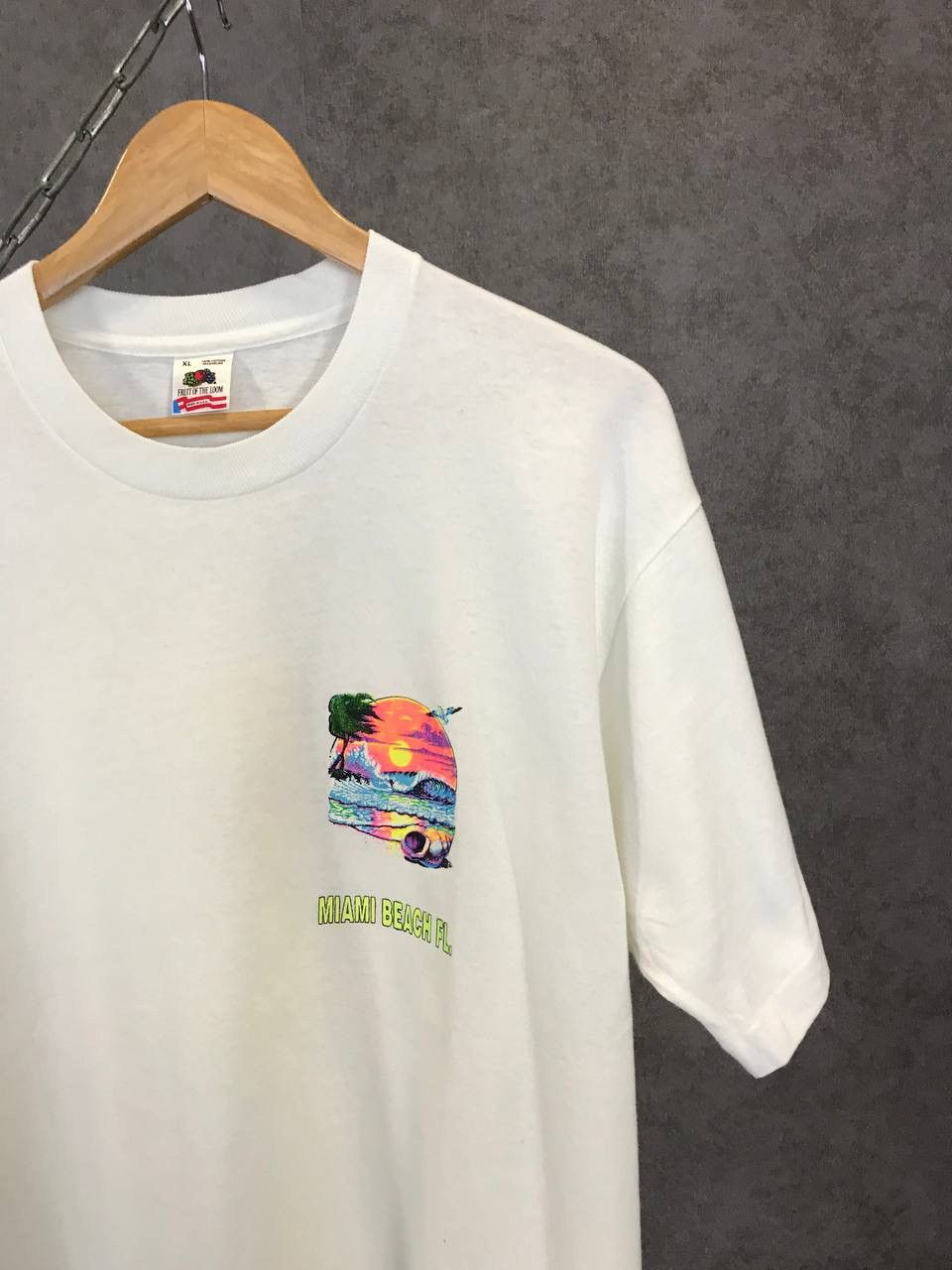 Other Miami Beach 1991 vintage made in USA single stitch tee Size US XL / EU 56 / 4 - 3 Thumbnail