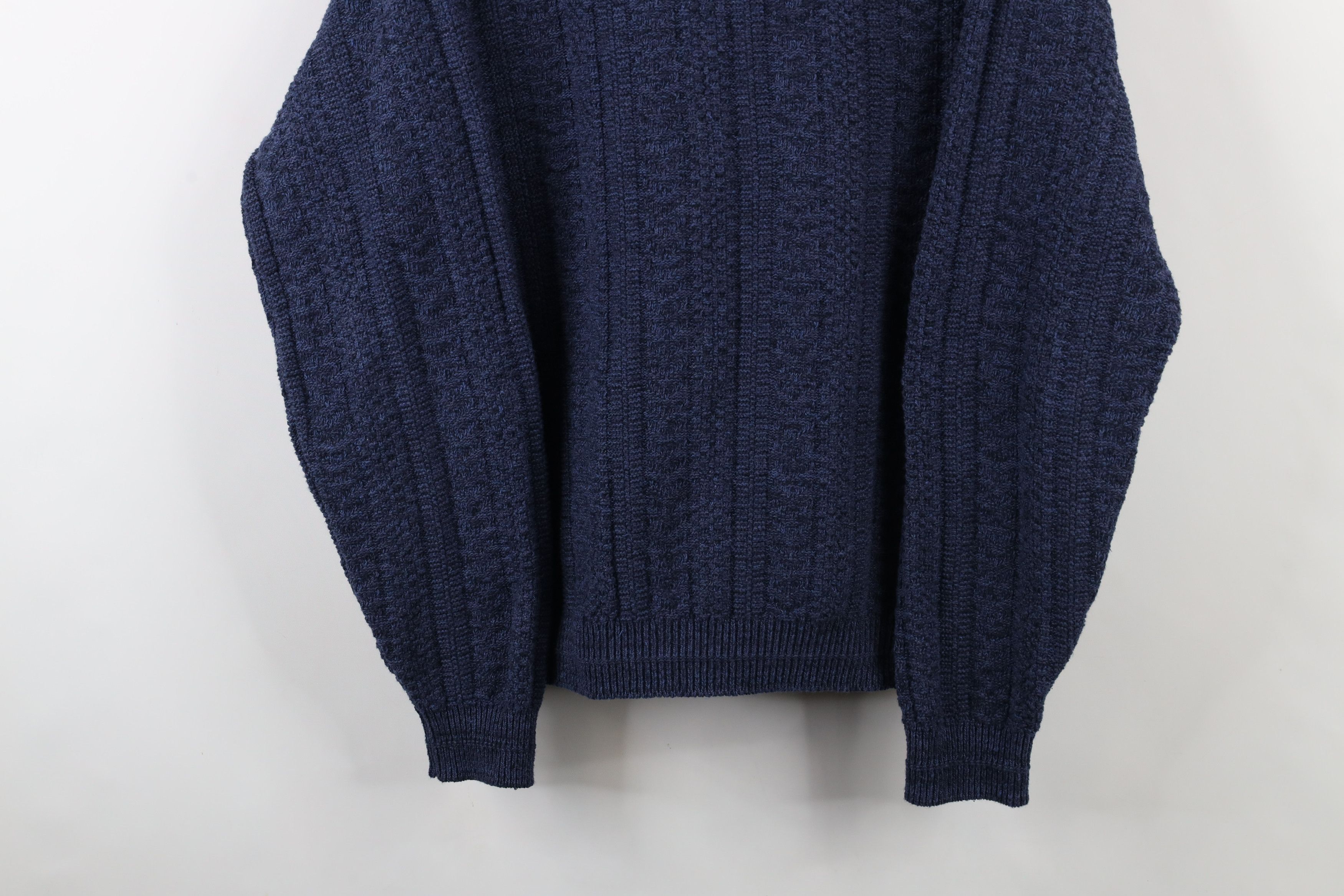 Vintage Vintage 90s Streetwear Framed Textured Knit Sweater Blue Size US L / EU 52-54 / 3 - 3 Thumbnail