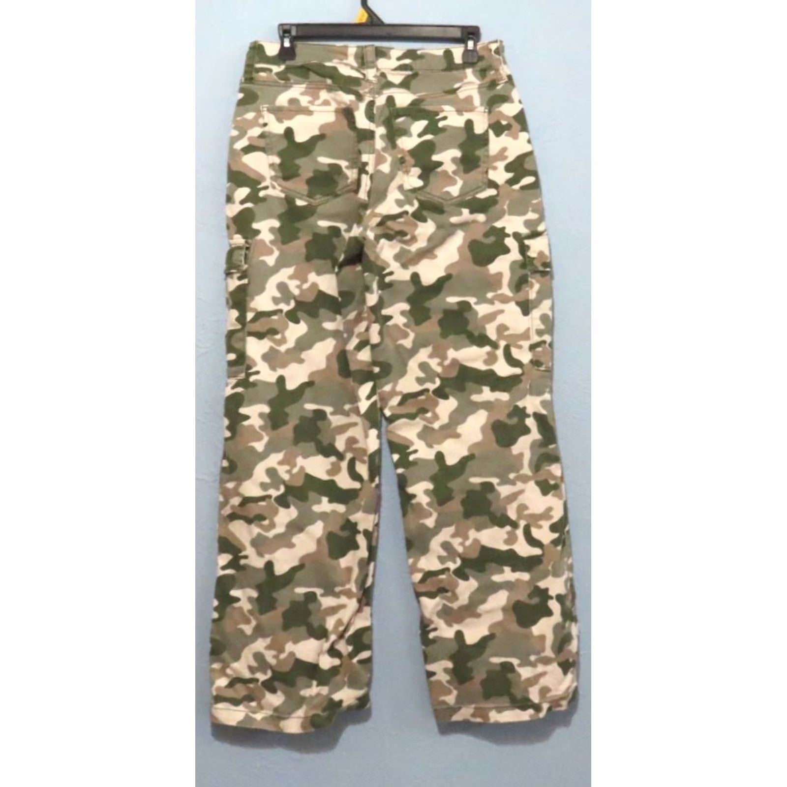 Vintage Celebrity Pink Jeans Women's 9/29 Green Camo Cargo High-Rise CJ25234AV6W Jeans Cargo Pockets Regular 30 Green Womens Size 30" / US 8 / IT 44 - 5 Thumbnail