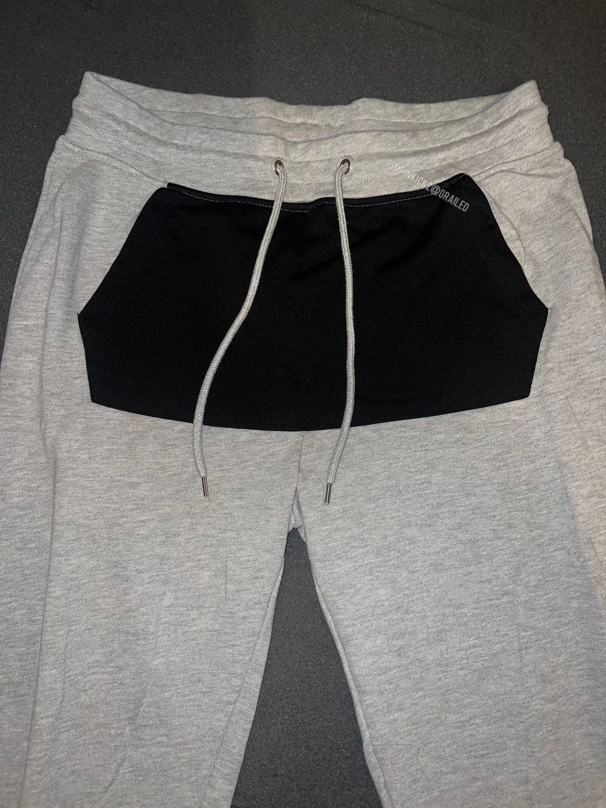 Forever 21 Mens Forever 21 Gray joggers Size M Size US 33 - 1 Thumbnail