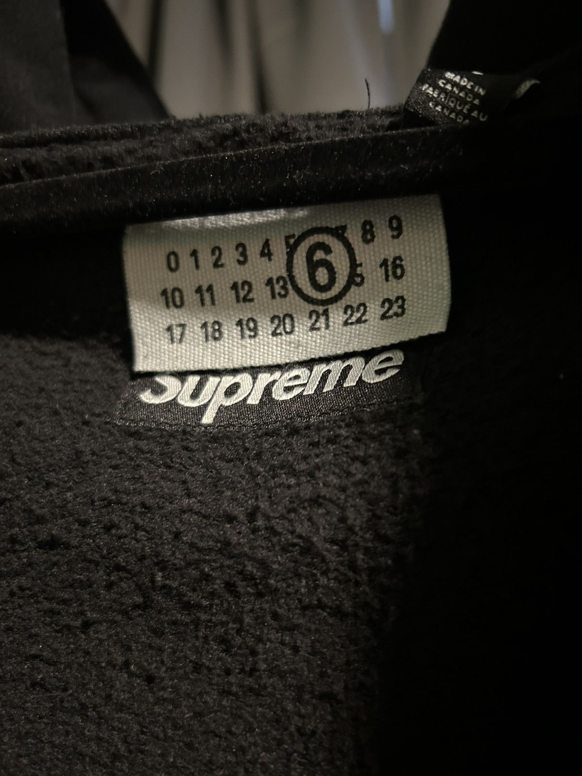 Maison Margiela × Supreme MM6 Supreme Box Logo Zip Size US S / EU 44-46 / 1 - 3 Thumbnail