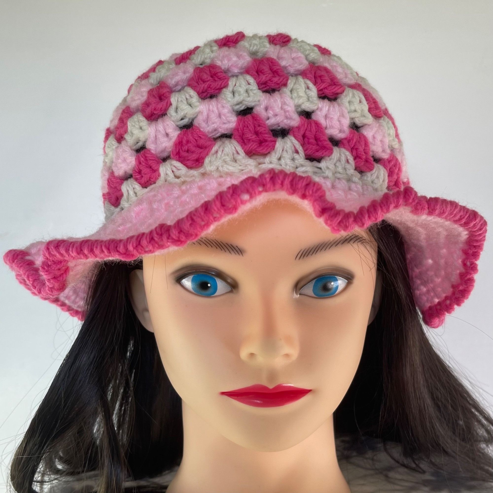 Handmade Crochet Bucket Hat Granny Square Pattern Pink and White Adul Size ONE SIZE - 1 Thumbnail