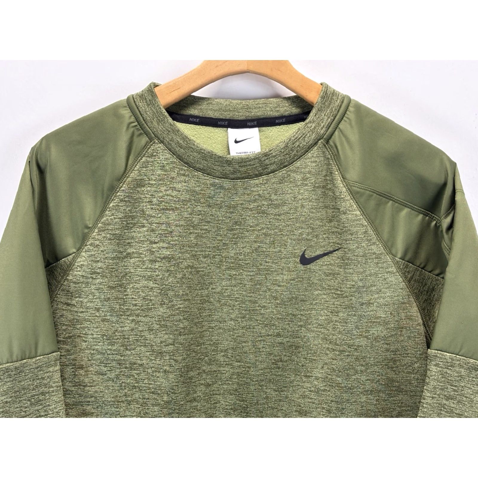 Nike NIKE Therma Fit Sweatshirt Green Performance Crew Neck Adult Small Mens Size US S / EU 44-46 / 1 - 2 Thumbnail