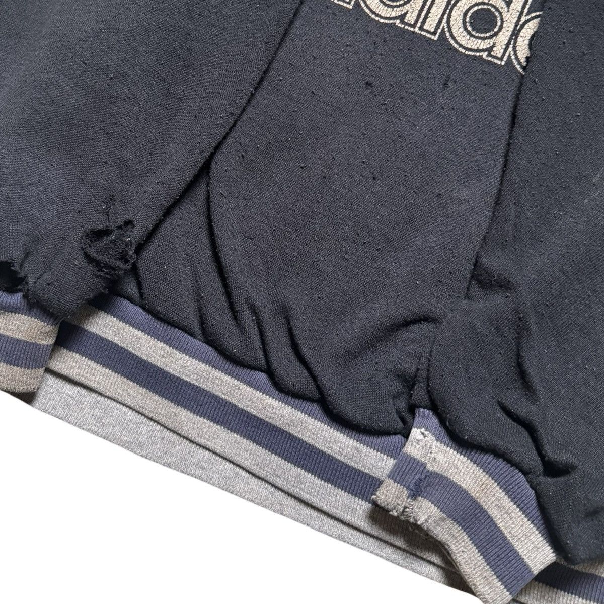 Adidas Vintage Adidas Pullover Sweatshirt Distressed Double Faced L Size US L / EU 52-54 / 3 - 3 Thumbnail