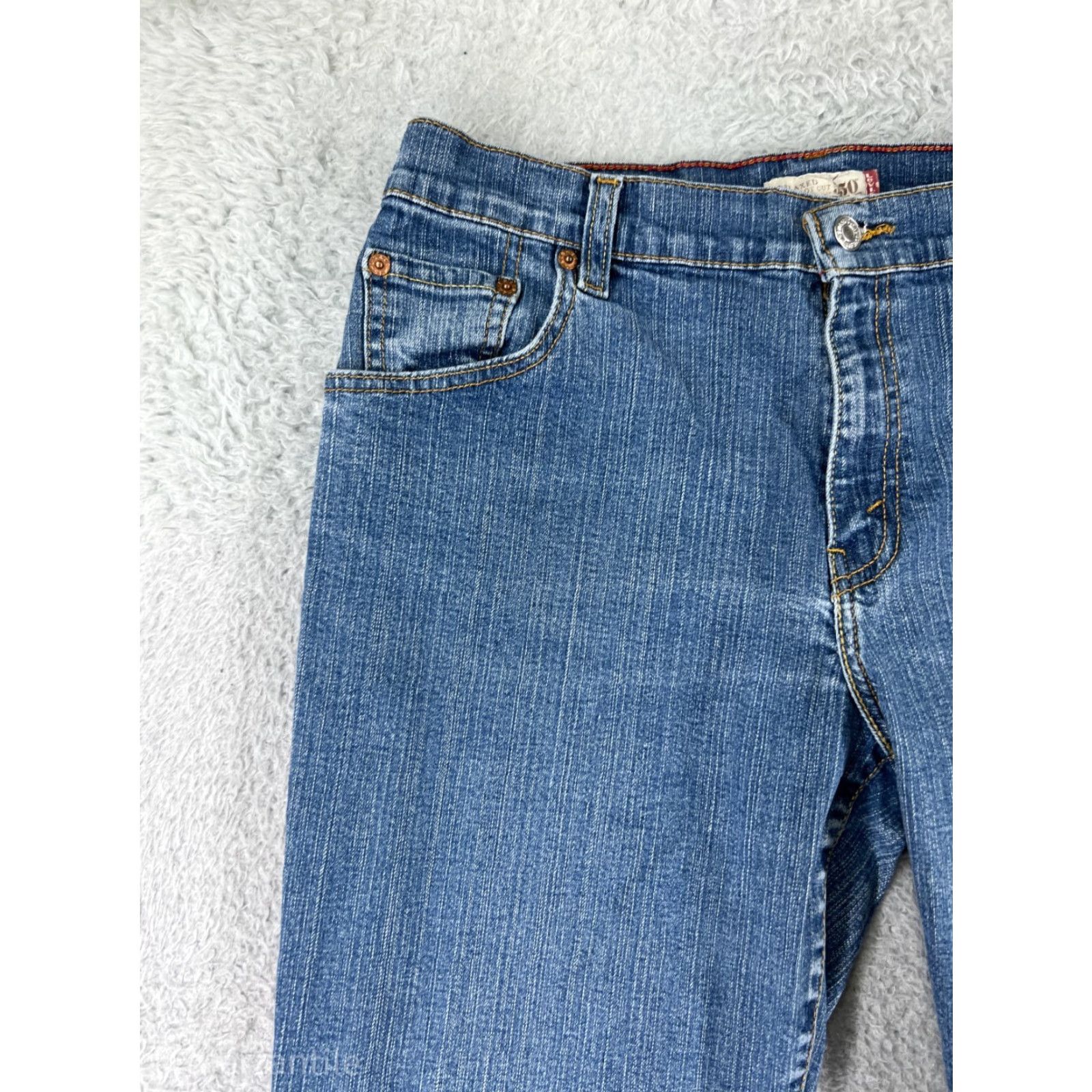 Levi's Levi's Women's Jeans Bootcut Medium Wash Blue Cotton Blend 12 Relaxed Fit 550 Model Authentic Size 34" / US 12 / IT 48 - 5 Thumbnail