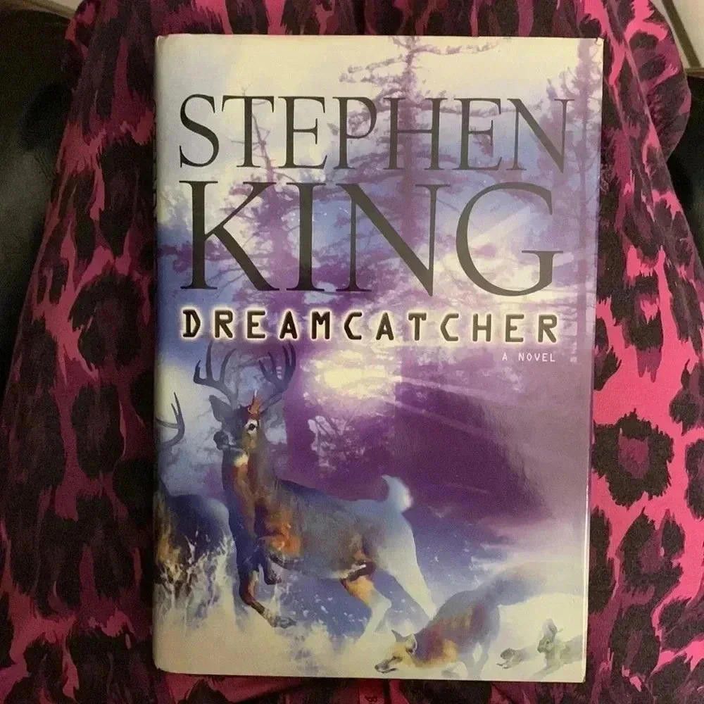 Designer Dreamcatcher by Stephen King - First Edition Hardcover Size ONE SIZE - 1 Thumbnail