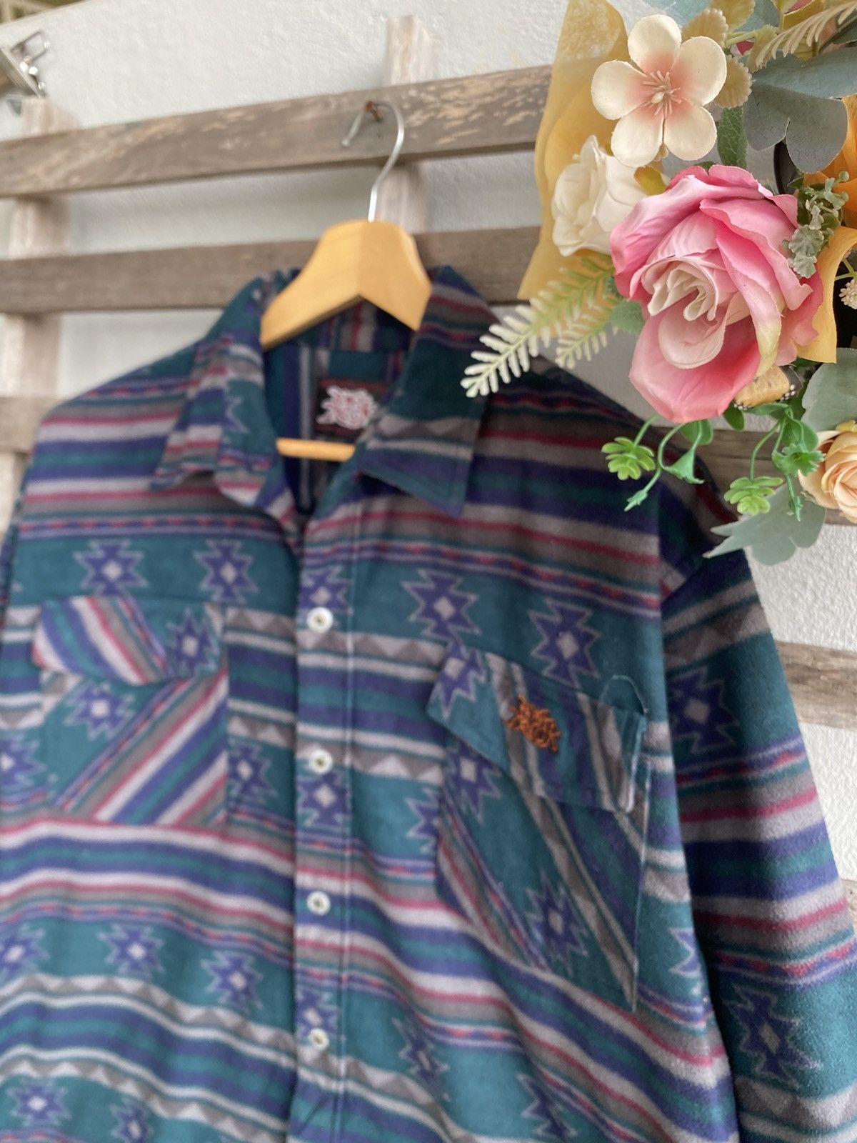 Japanese Brand Vintage 90s Aztez Navajo Power Trick Shirt Button Size US L / EU 52-54 / 3 - 2 Thumbnail