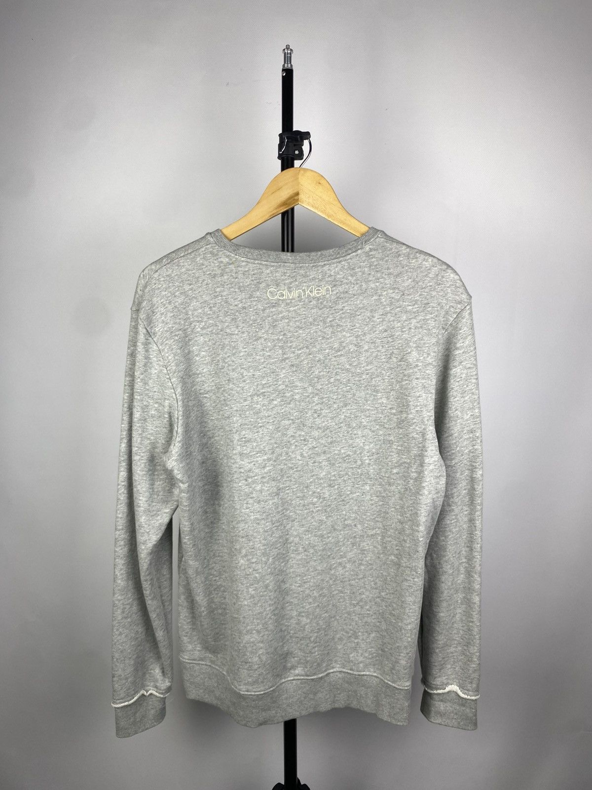 Calvin Klein × Vintage Vintage 90s Calvin Klein Crewneck Sweatshirt Big Logo Y2K Size US M / EU 48-50 / 2 - 4 Thumbnail
