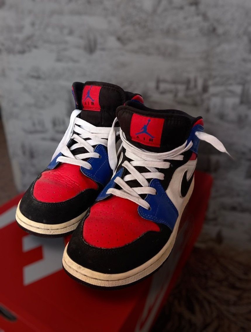 Jordan Brand × Nike Air Jordan 1 Retro High Black Toe size UK 6 EU 39 Size US 6 / EU 39 - 2 Thumbnail