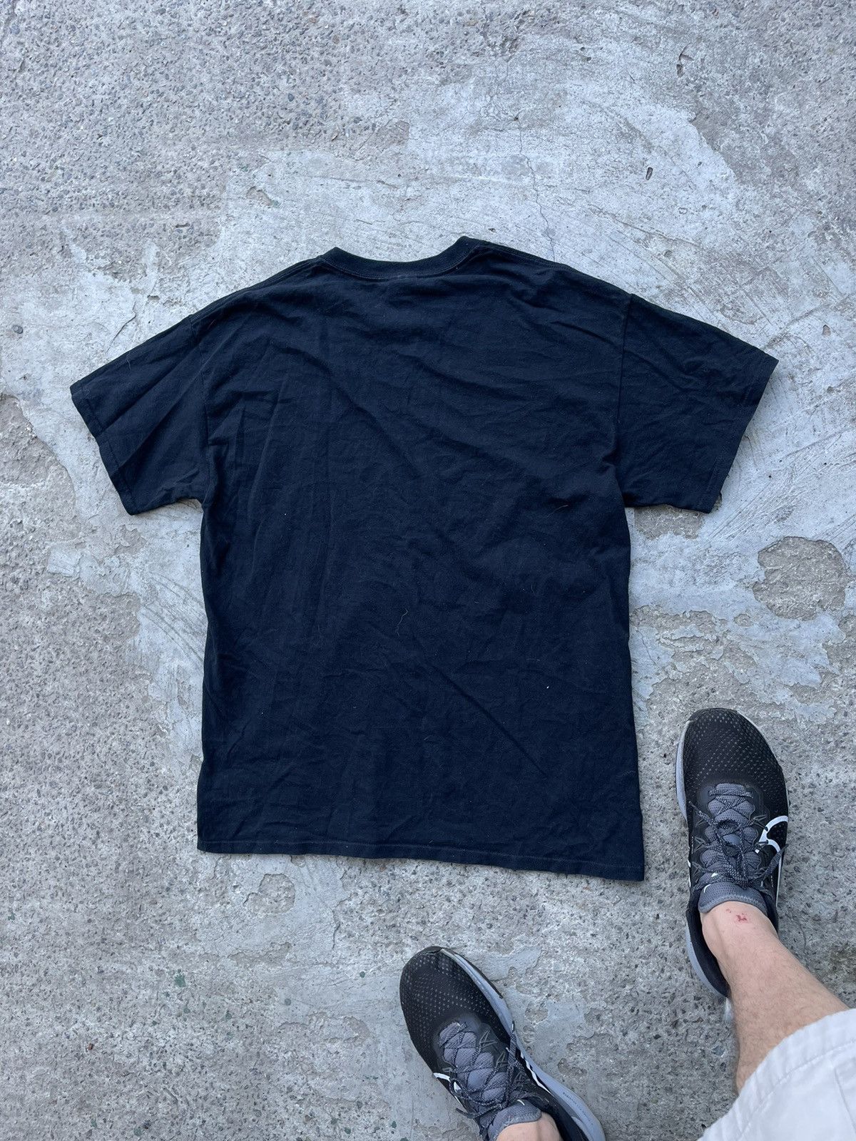 Band Tees Vintage 90s Morissey The Smith Y2K Band Tee T-shirt Size US M / EU 48-50 / 2 - 7 Thumbnail
